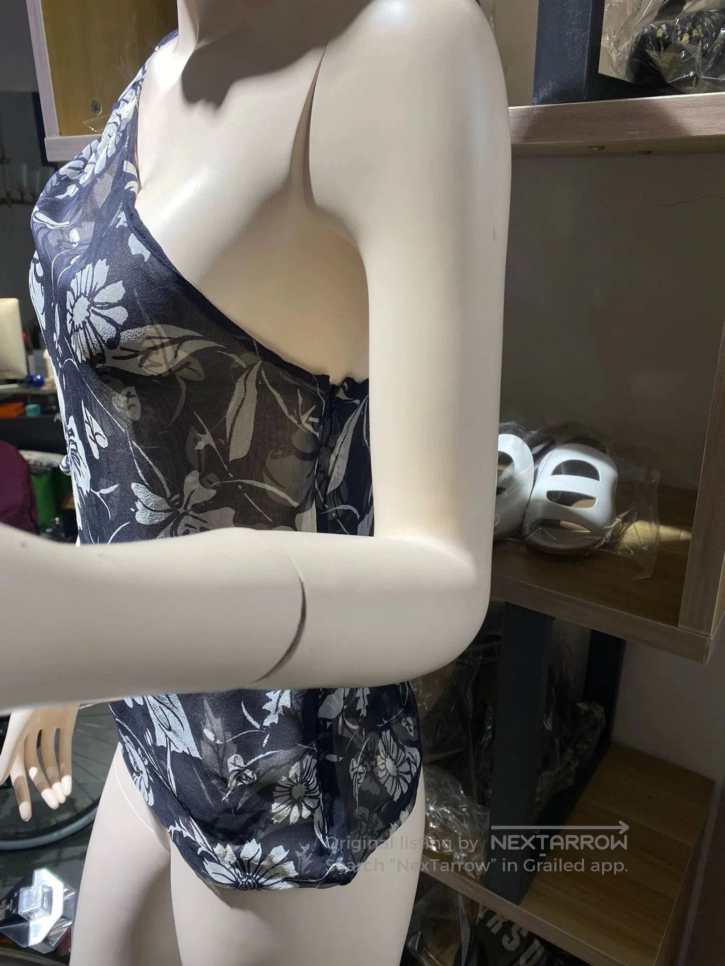 Gucci gucci women's silk short-sleeve top. Size S / US 4 / IT 40 - 4 Thumbnail