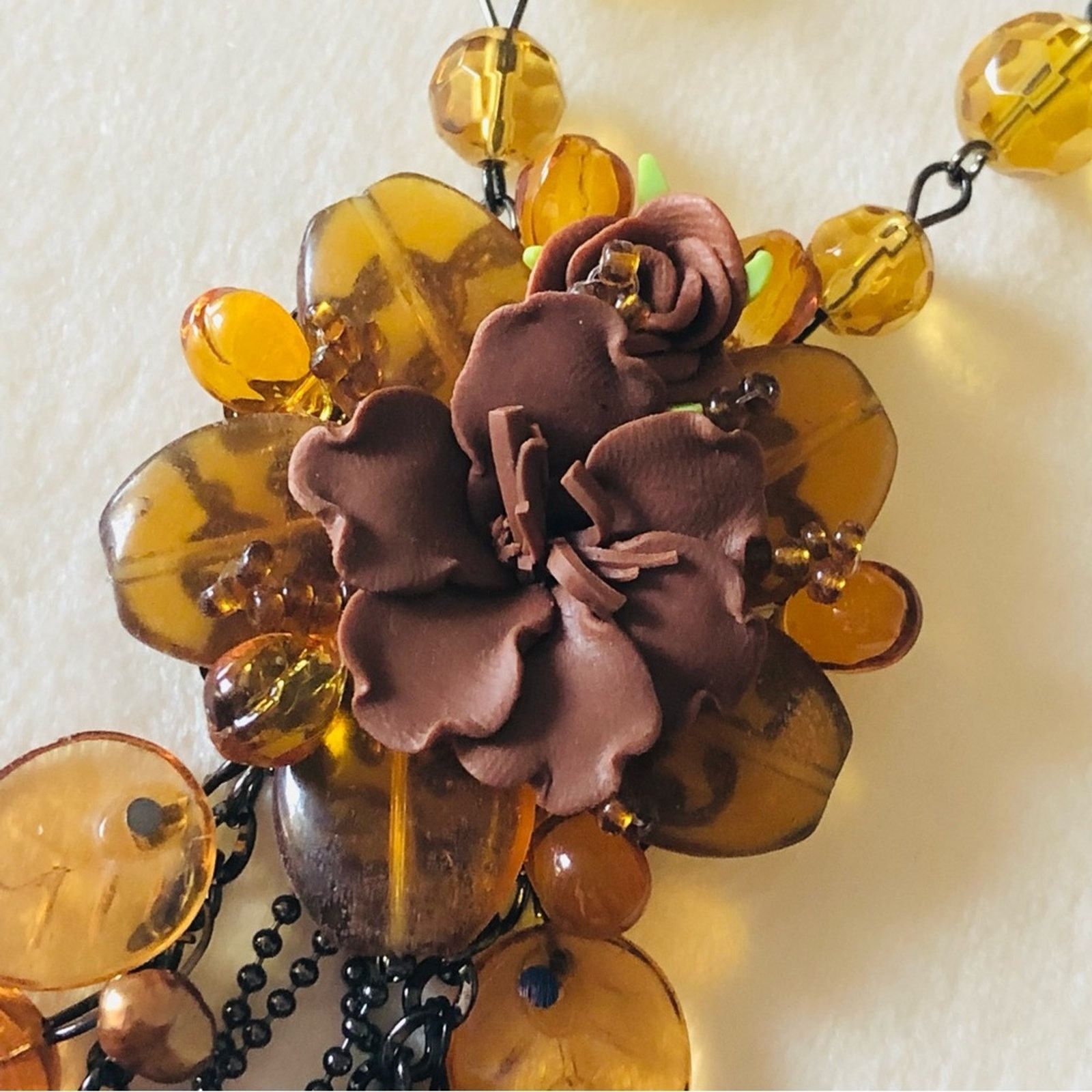 Jewelry Fall leaves floral medallion gunmetal necklace NIP Size ONE SIZE - 2 Thumbnail