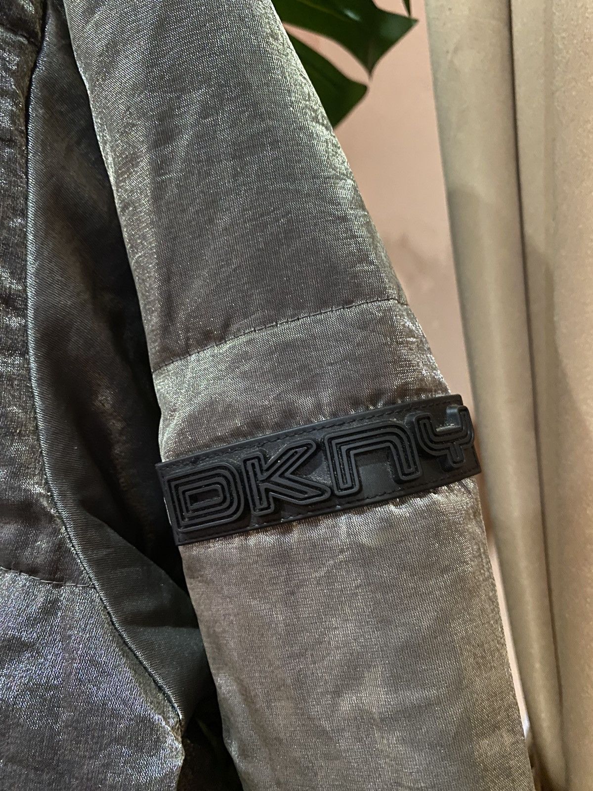 DKNY DKNY Metallic Down Jacket Vintage Donna Karan New York Coat Size US M / EU 48-50 / 2 - 8 Thumbnail