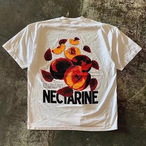 Japanese Brand Tomoko x Yuri White washed retro peach print t-shirt Size US M / EU 48-50 / 2 - 3 Thumbnail
