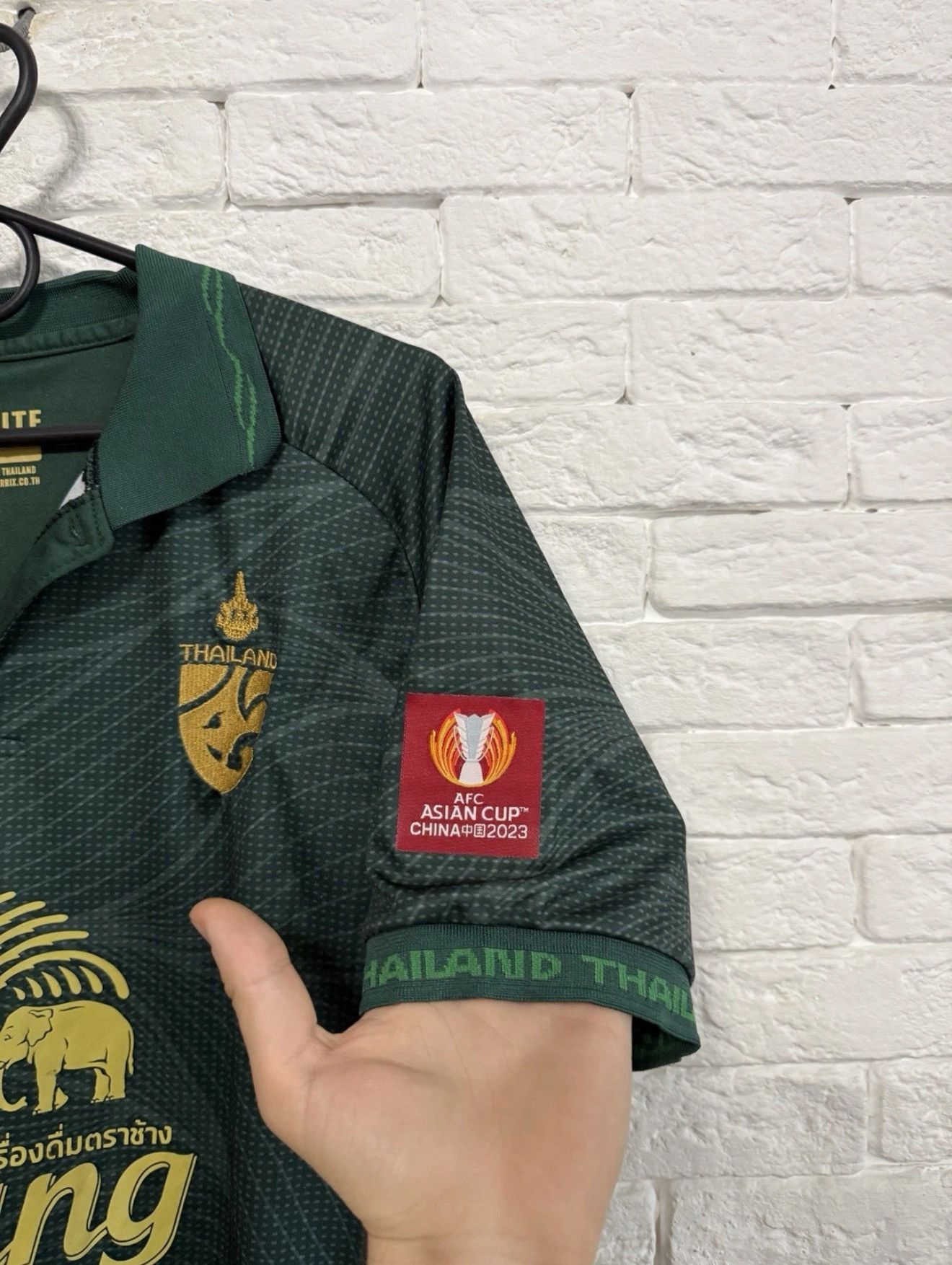 Other Thailand Warrix Jersey Asian Cup AFF Cup 2023 Sz L Size US L / EU 52-54 / 3 - 4 Thumbnail