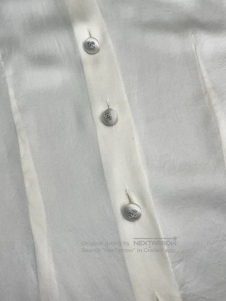Chanel Chanel Handmade buckle double c rhinestone shirt Size XXS / US 00 / IT 34 - 4 Thumbnail