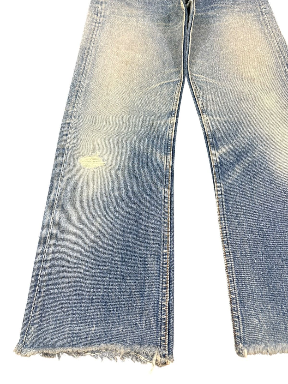 Levi's Vintage 90s Levis 501 Light Wash Distressed Jeans Size US 28 / EU 44 - 6 Thumbnail