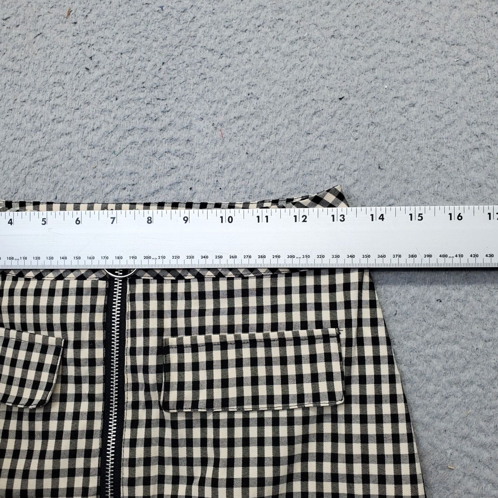Urban Outfitters Urban Outfitters Skirt Women S Gingham Front Zip Pockets Mini Short Multicolor Pattern Casual, Party/Cocktail Size 28" / US 6 / IT 42 - 4 Thumbnail