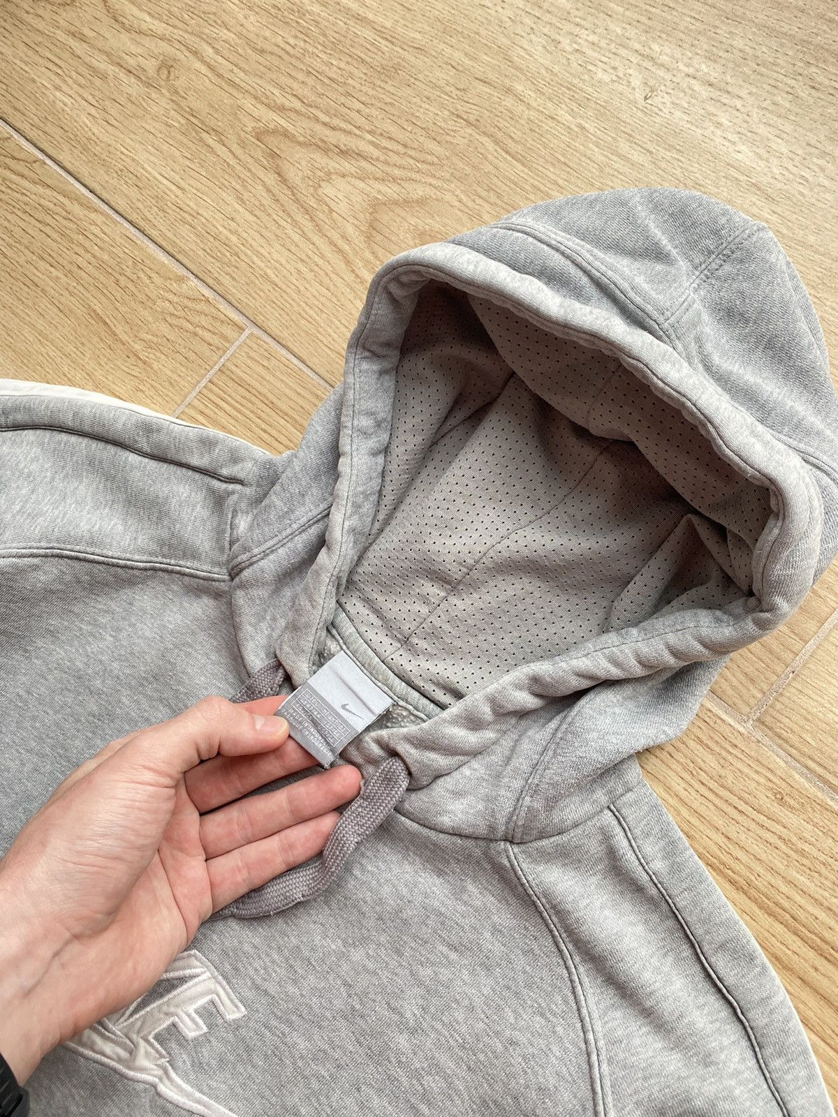 Nike Vintage Y2K Nike Hoodie Size US L / EU 52-54 / 3 - 4 Thumbnail