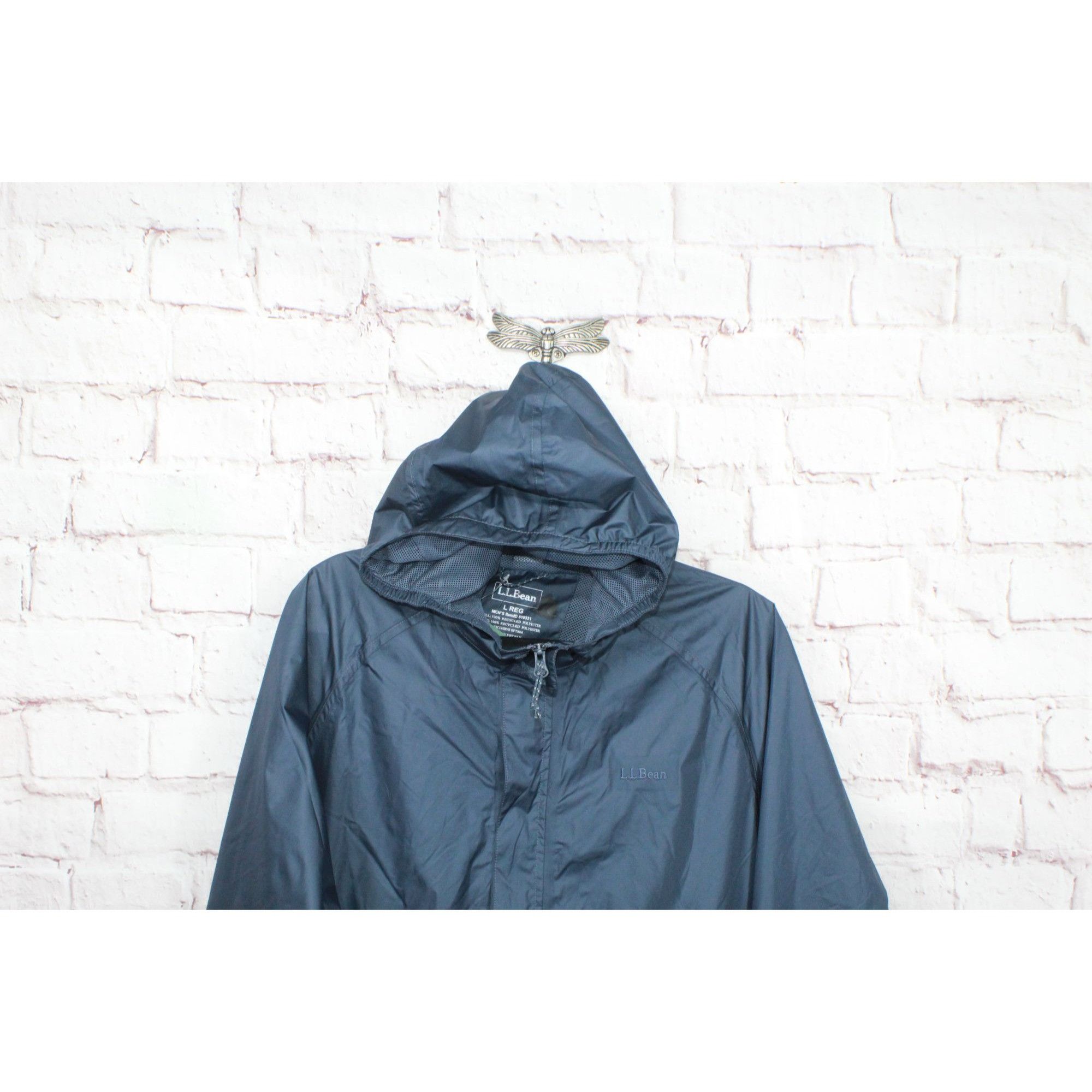 L.L. Bean LL Bean Men's Waterproof Windbreaker Jacket Gray Size L Size US L / EU 52-54 / 3 - 2 Thumbnail