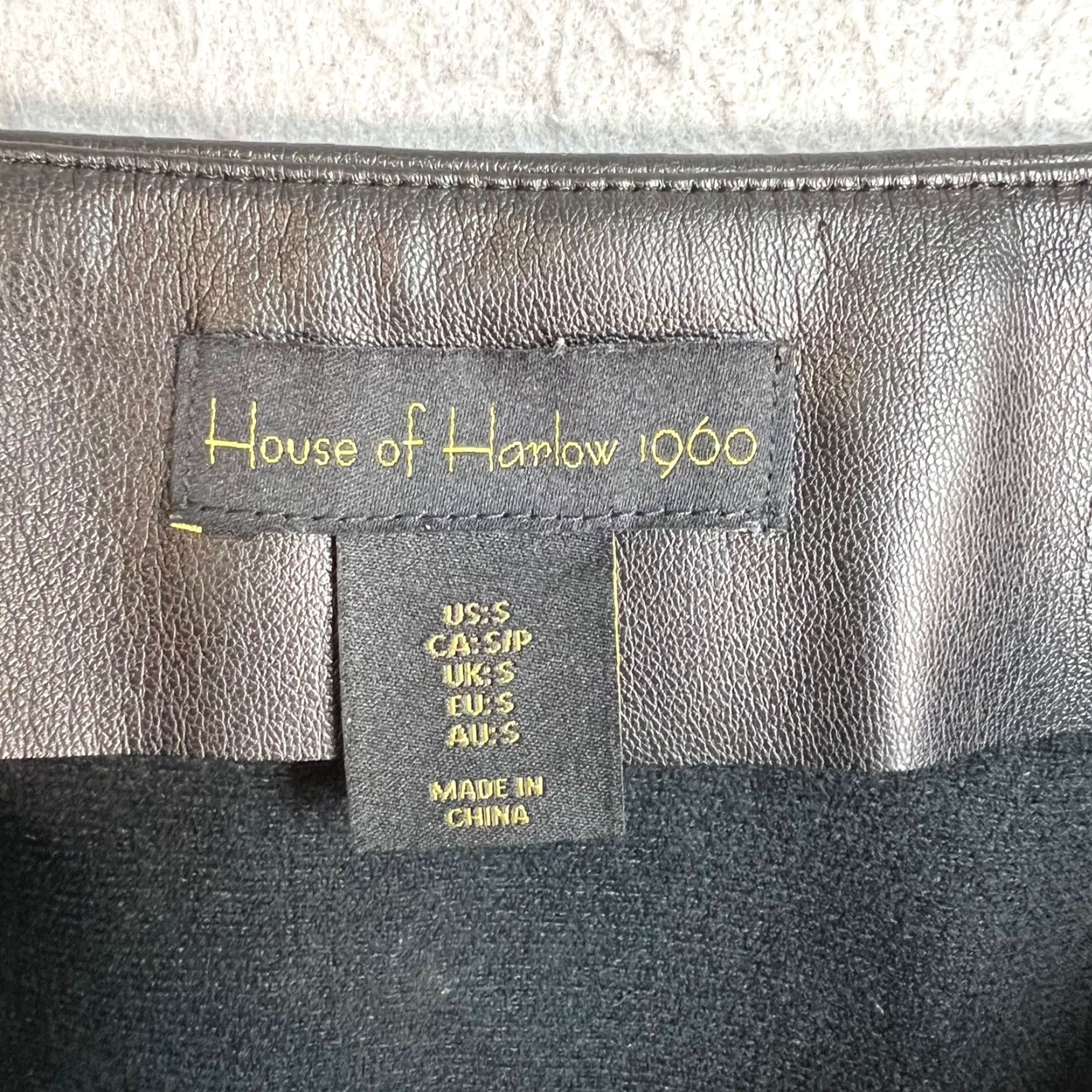 House of Harlow VINTAGE House Of Harlow 1960 Black Faux Leather Studded Mini Skirt Womens Size Small Size 28" / US 6 / IT 42 - 3 Thumbnail