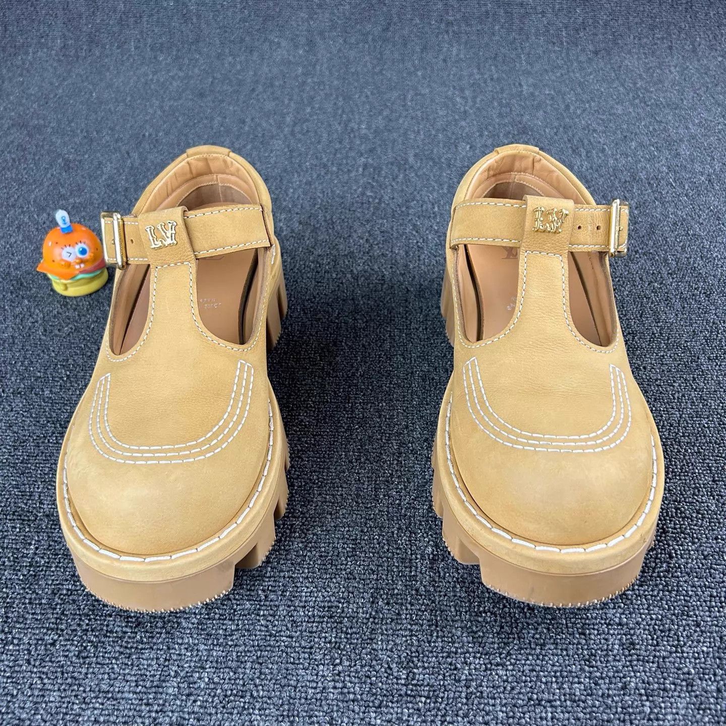 Louis Vuitton LOUIS VUITTON Round Toe Buckle Platform Loafer 43 Size US 10 / EU 43 - 2 Thumbnail