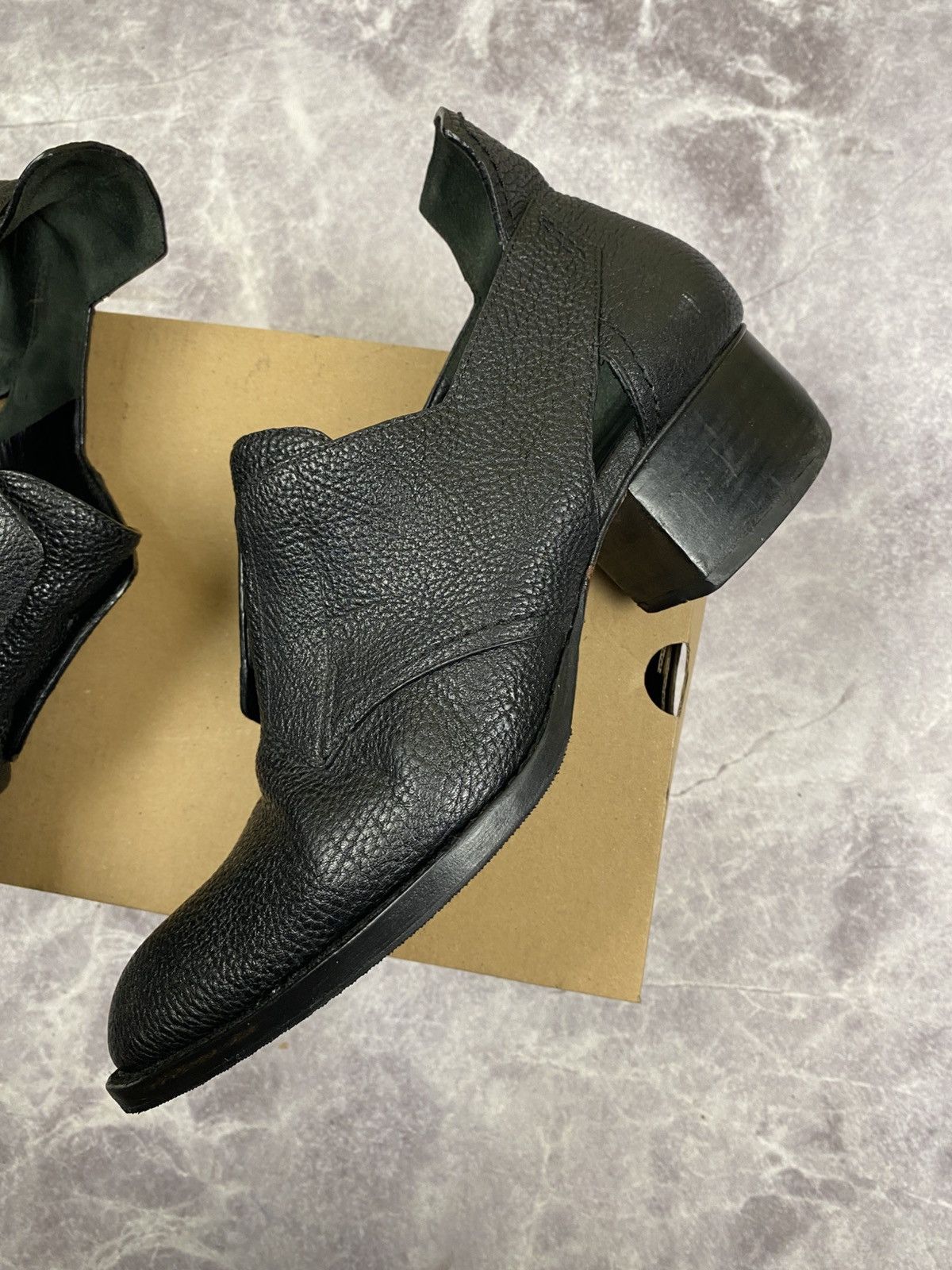 Alexander Wang Alexander Wang Zoe Black Leather Avant-garde Shoes Size: 41 Size US 11 / IT 41 - 3 Thumbnail