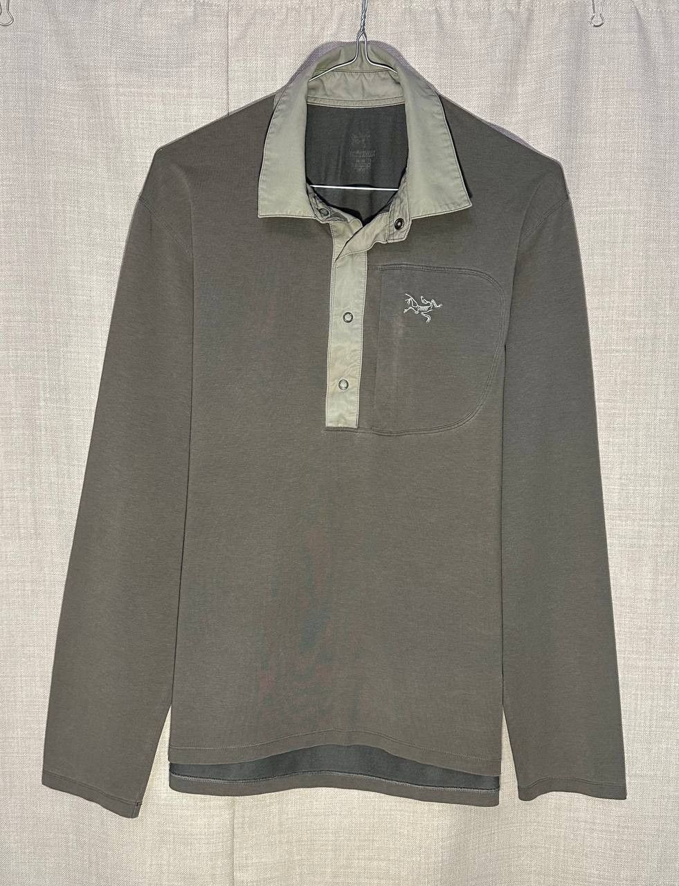 Arc'teryx Arc'teryx 1/4 Button Snap Hiking Long Sleeve Neck collared Size US M / EU 48-50 / 2 - 1 Thumbnail