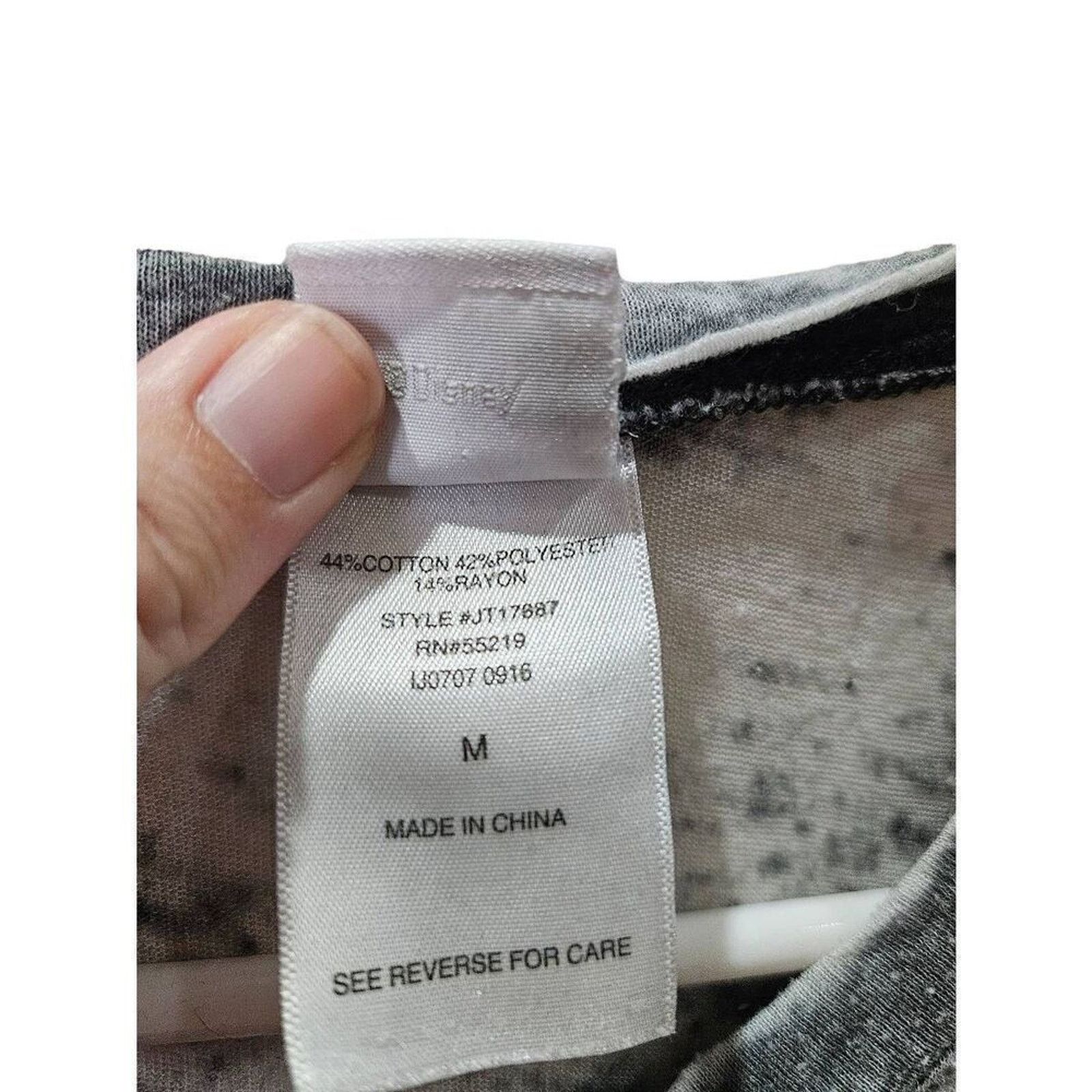 Disney Disney M mickey mouse top Size M / US 6-8 / IT 42-44 - 2 Thumbnail