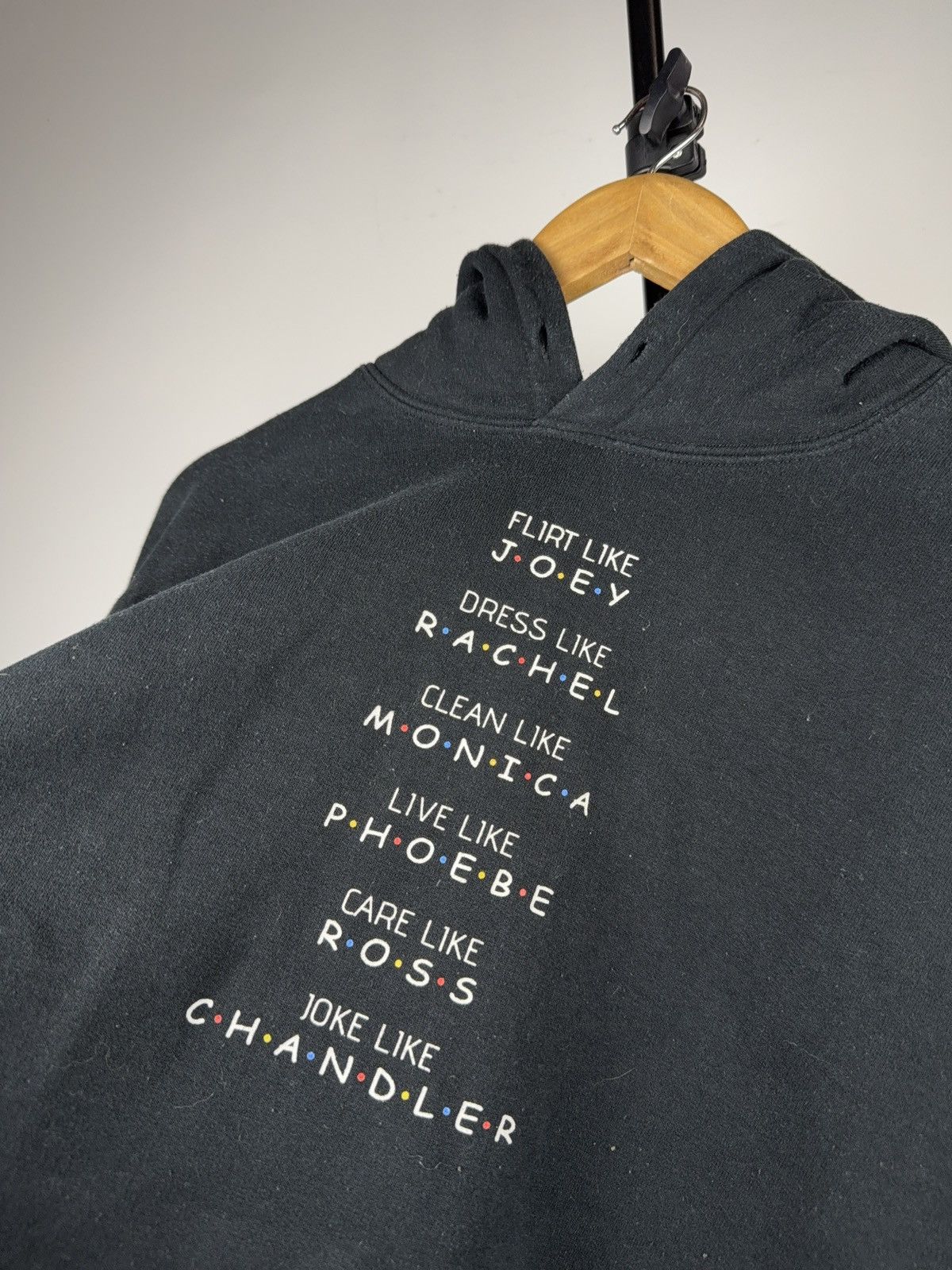 Vintage 00s Friends TV Show Character Quote Graphic Hoodie Gildan Size US M / EU 48-50 / 2 - 4 Thumbnail