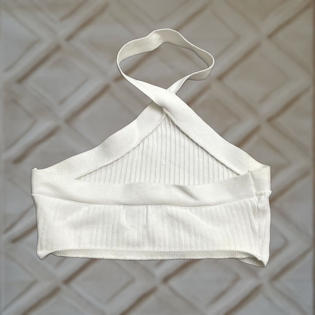 Bdg BDG Urban Outfitters Halter Backless Cropped Top Womens Large White Knit Casual Tank Sleeveless Summer Beach Bohemian Modern Size L / US 10 / IT 46 - 1 Thumbnail