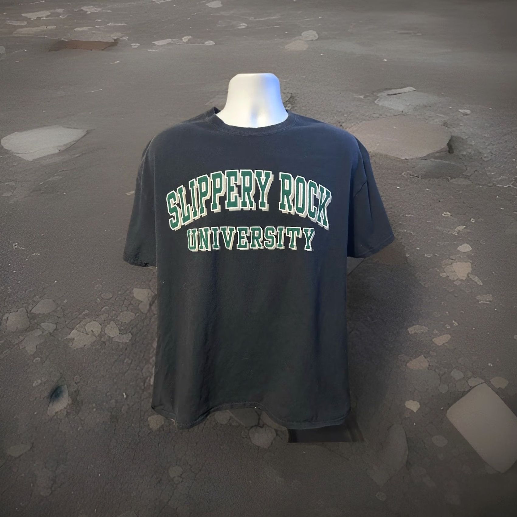 Sunray Sportswear Vintage Slippery Rock University Shirt Men XL Black Arch Spell Out Short Sleeve Rock Size US XL / EU 56 / 4 - 7 Thumbnail