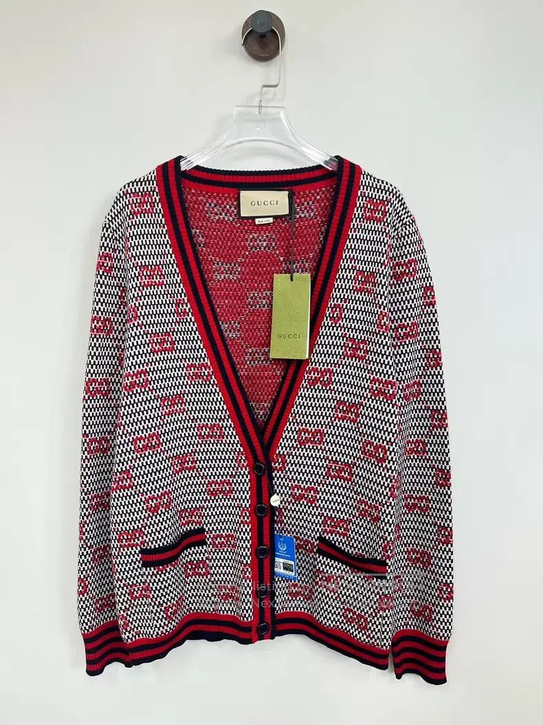 Gucci Gucci Red double G full-print V-neck wool knitted cardigan Size M / US 6-8 / IT 42-44 - 1 Thumbnail