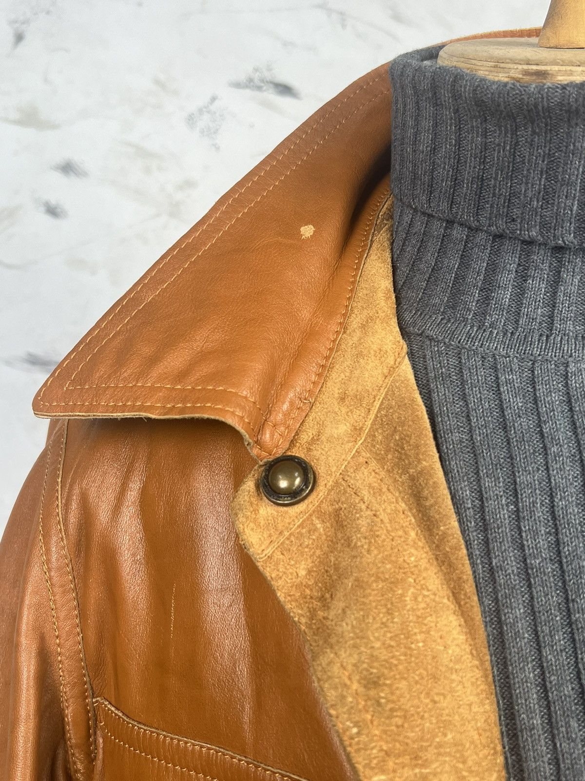 Vintage Vintage Reversible Leather Suede Safari Jacket Size M - L Size US L / EU 52-54 / 3 - 9 Thumbnail
