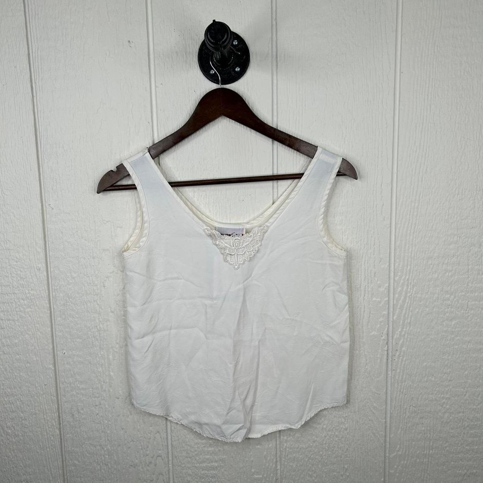 Other Vintage 90's White Embroidered Silk Tank Top Small Size S / US 4 / IT 40 - 1 Thumbnail