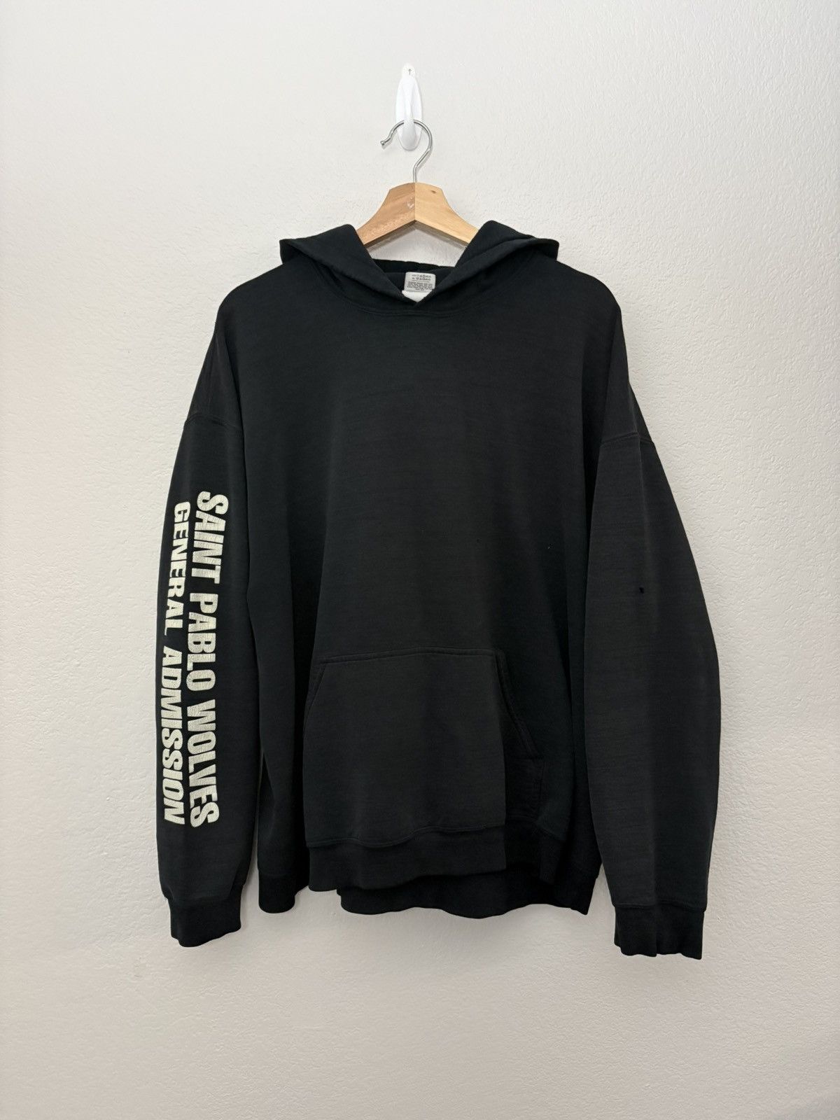 Kanye West Kanye West Saint Pablo Wolves 2016 Vintage Faded Hoodie Size US XL / EU 56 / 4 - 1 Thumbnail
