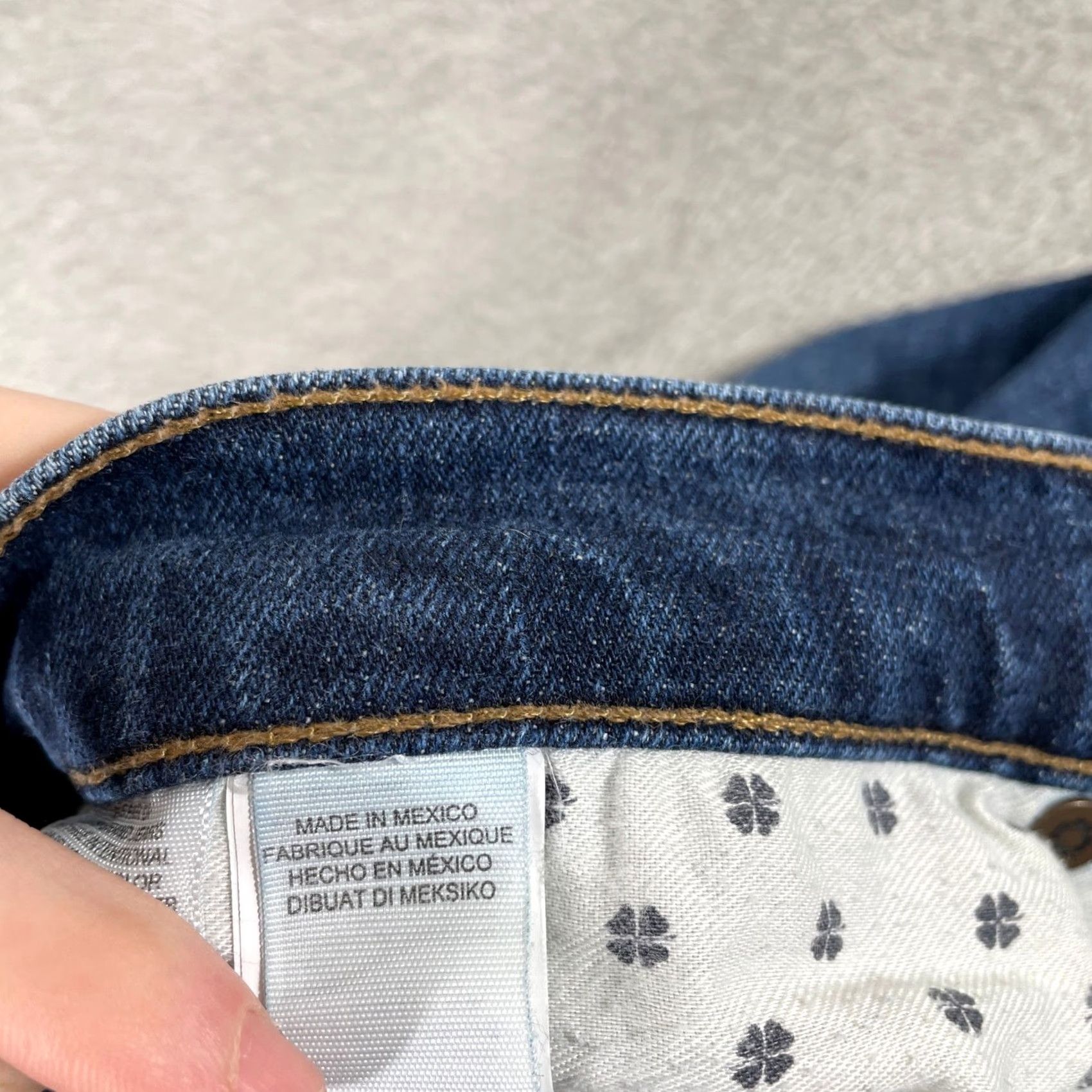 Lucky Brand Lucky Brand Jeans Men Slim 32x32 Blue Medium Wash Denim Distressed Pockets Zip Button 32in Inseam, 32W, Regular, Vintage: No, 121 Size US 32 / EU 48 - 7 Thumbnail