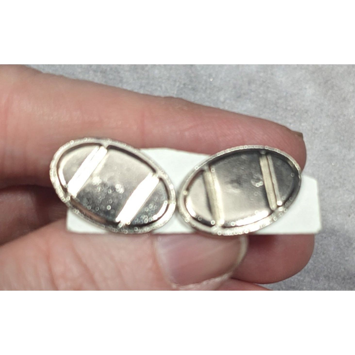 Other Silver Tone Oval Geometric Engraved Cuff Links Size ONE SIZE - 3 Thumbnail
