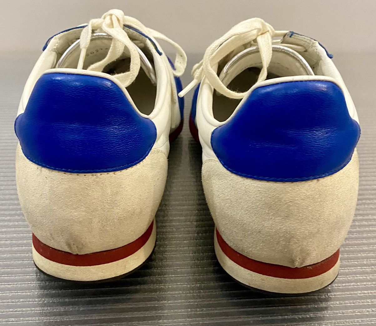 Gucci Gucci 🇮🇹 x Tom Ford white blue suede GG sneaker 9.5uk VINTAGE Size US 10.5 / EU 43-44 - 8 Thumbnail
