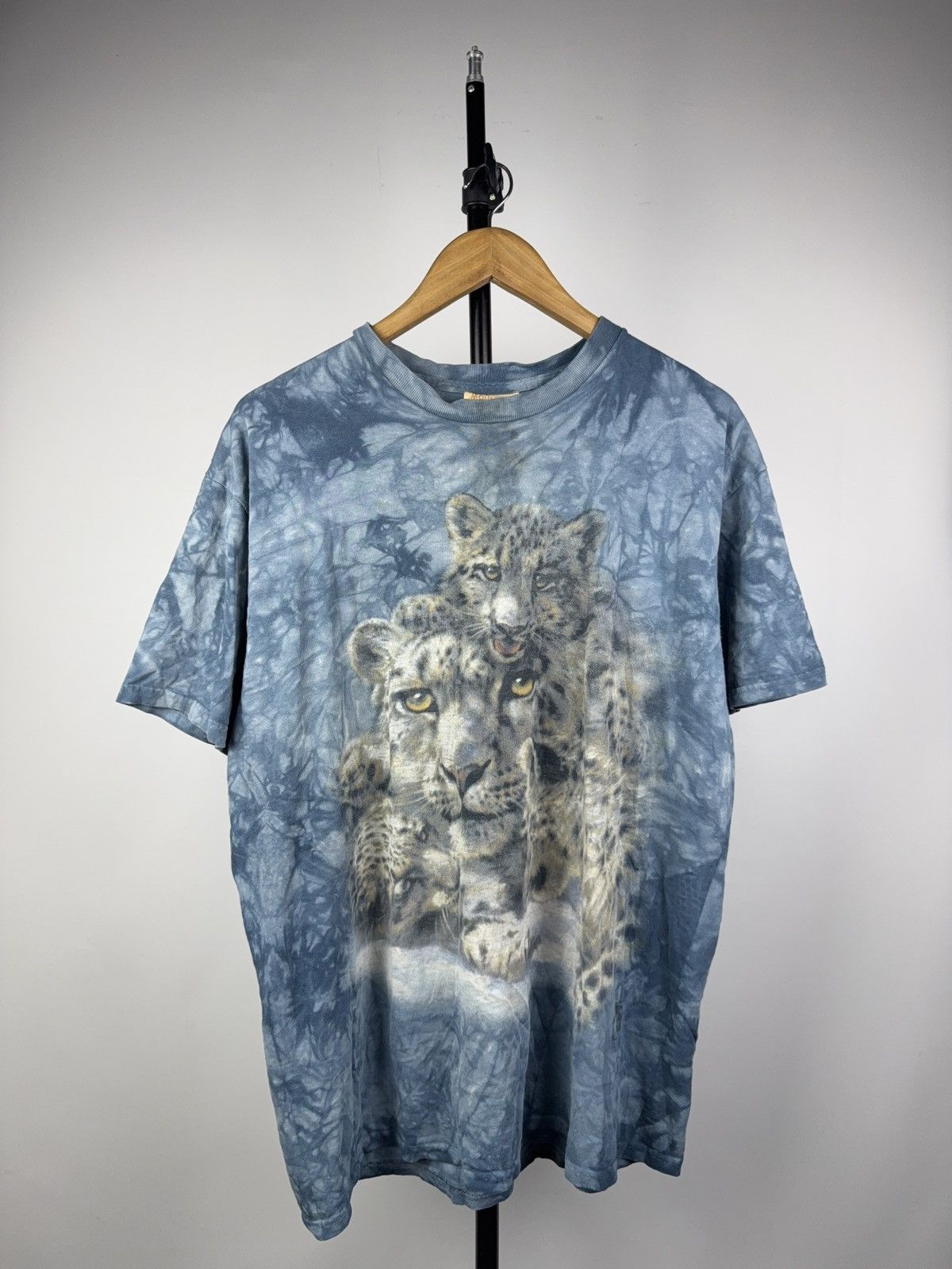 The Mountain Vintage 1998 The Mountain Snow Leopard Graphic T-Shirt Size US L / EU 52-54 / 3 - 1 Thumbnail