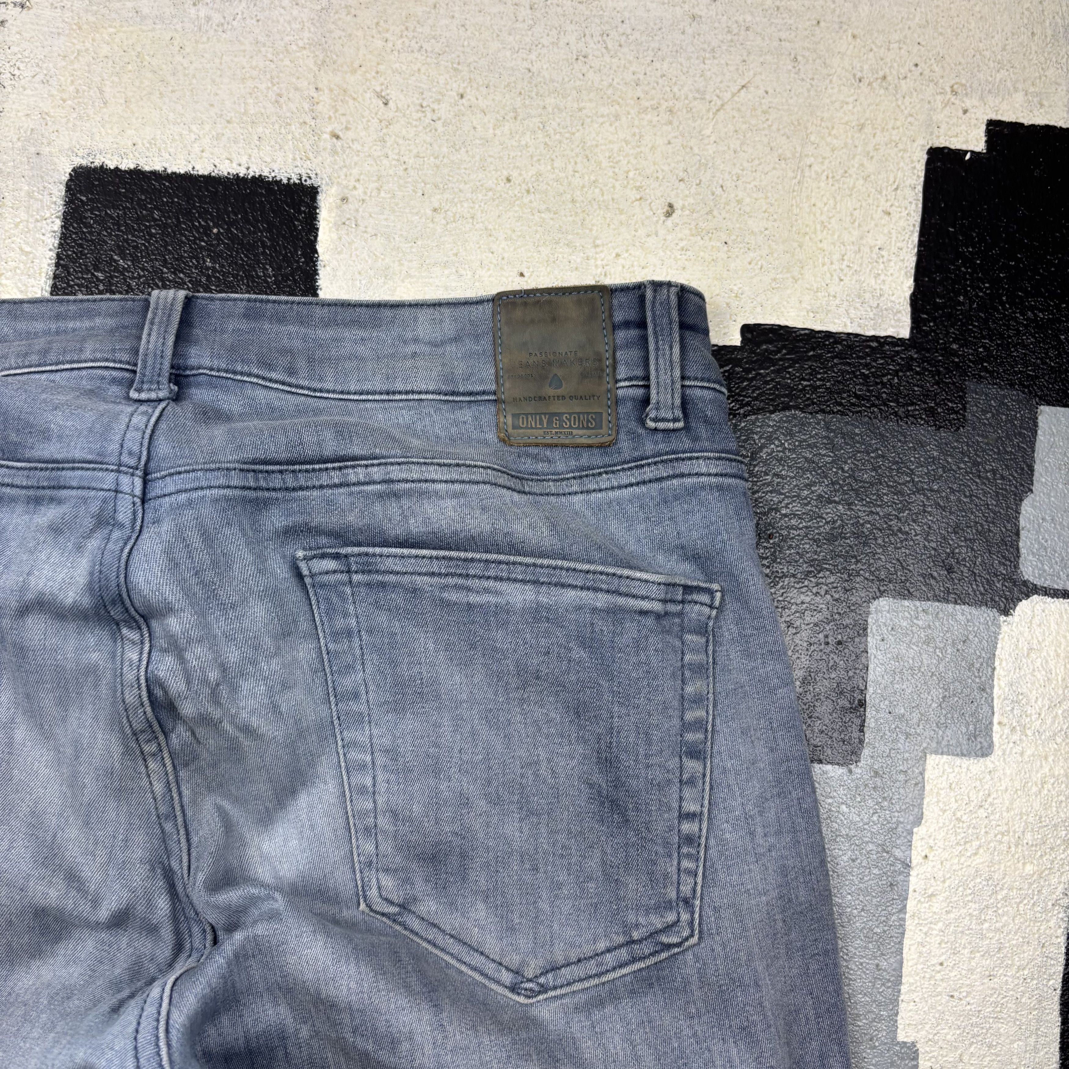 ONLY & SONS Only & Sons Jeans Size US 33 - 7 Thumbnail