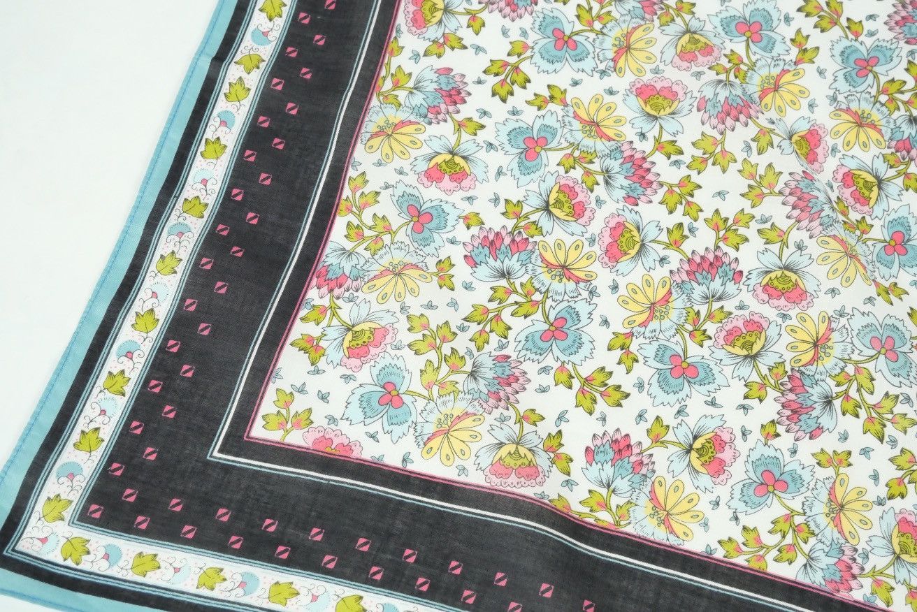 Japanese Brand Vintage Japanese Handkerchief Size ONE SIZE - 3 Thumbnail