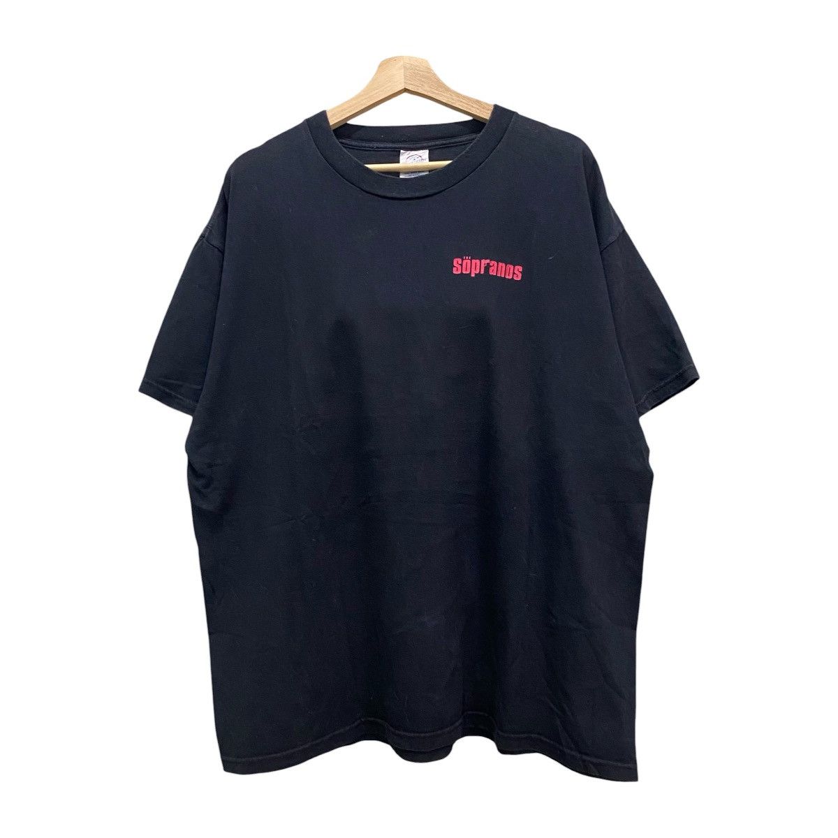Vintage VINTAGE 2000 The Sopranos HBO TV Promo T-Shirt Red Logo Size US XL / EU 56 / 4 - 1 Thumbnail