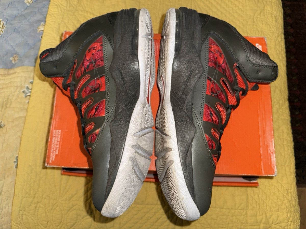 Nike Nike Air Max Stutter Step Grey/Orange size 9 VNDS! Size US 9 / EU 42 - 12 Thumbnail