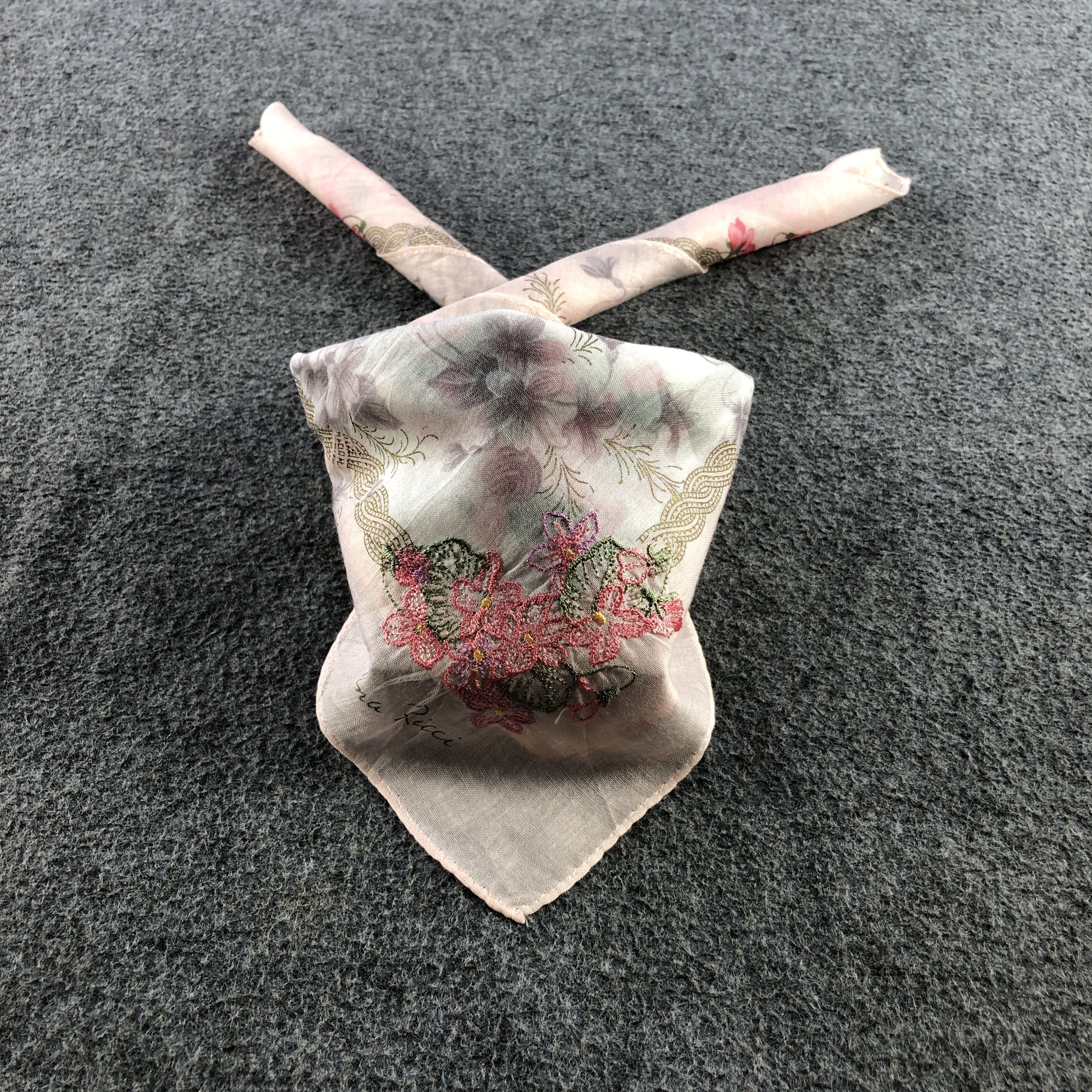 Nina Ricci Nina Ricci Floral Handkerchief Neckerchief Bandana H2445 Size ONE SIZE - 2 Thumbnail