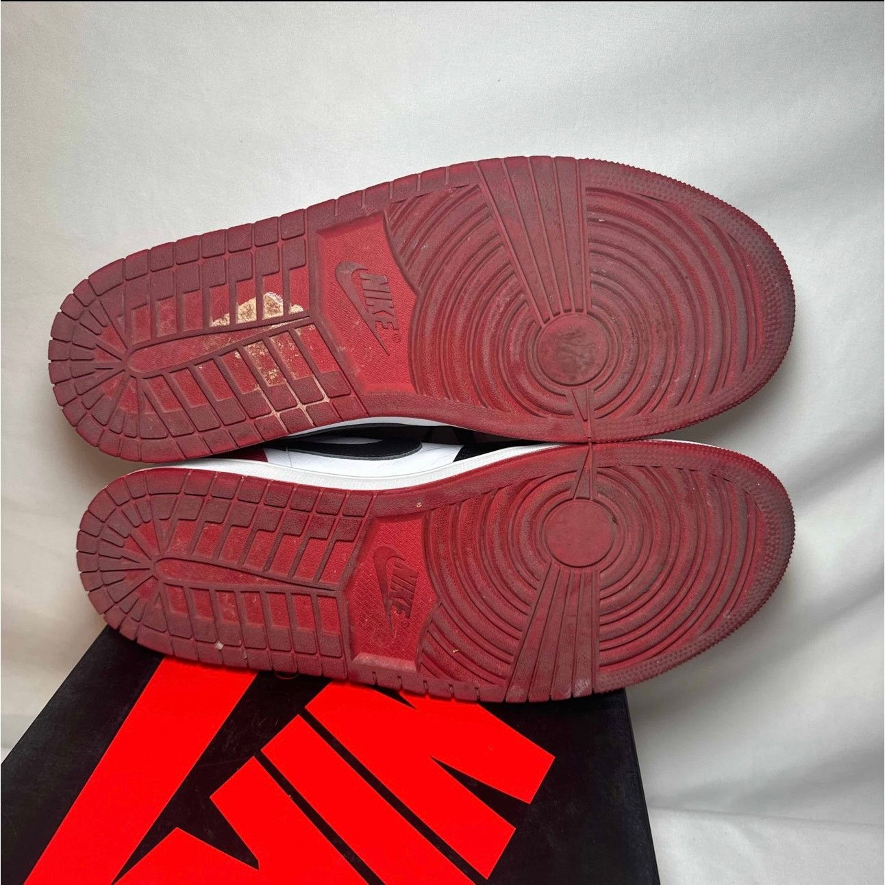Jordan Brand × Nike Size 11.5 - Air Jordan 1 Retro Low OG Black Toe Men's Shoes Size US 11.5 / EU 44-45 - 6 Thumbnail