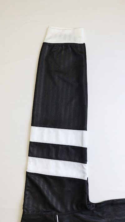 Balenciaga o1rshd1 Q:4 / Soccer Hood Scarf in Black Size US S / EU 44-46 / 1 - 3 Thumbnail