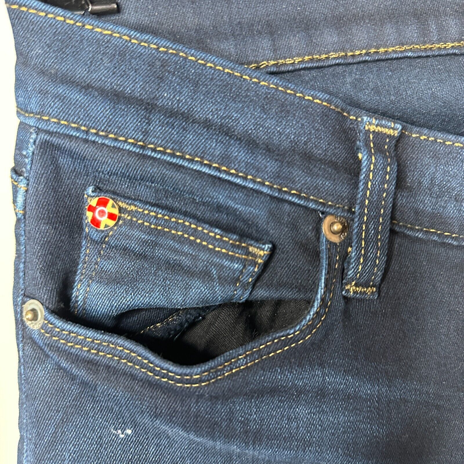 Hudson Hudson DarkAngel Flare Low-Rise 5 Pocket Denim Jean 26 Size 26" / US 2 / IT 38 - 5 Thumbnail