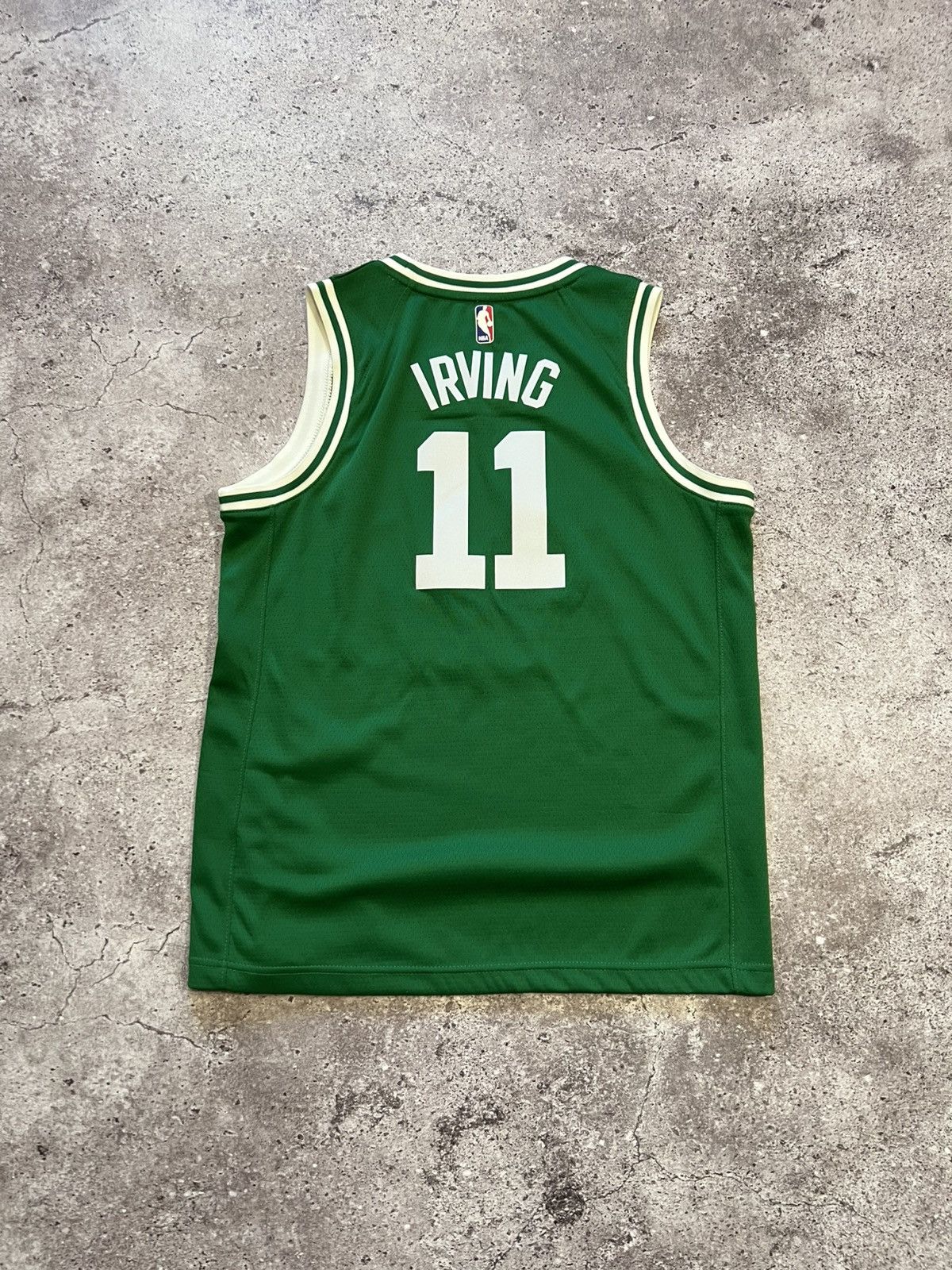 Nike Celtics Kyrie Irving jersey Nike NBA Size US M / EU 48-50 / 2 - 1 Thumbnail