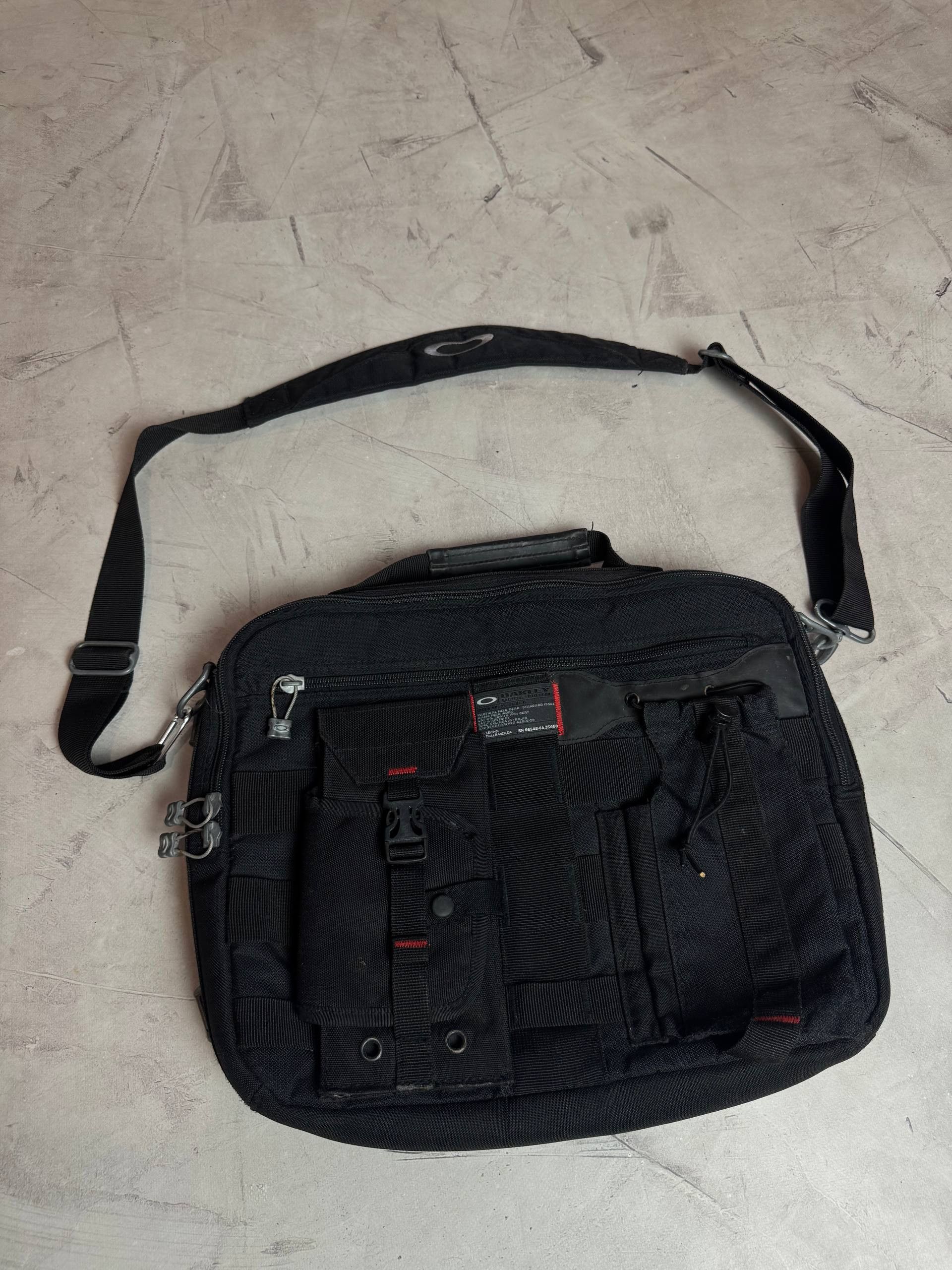 Oakley × Vintage 00s Oakley LapTop Software Messenger Bag | Grailed
