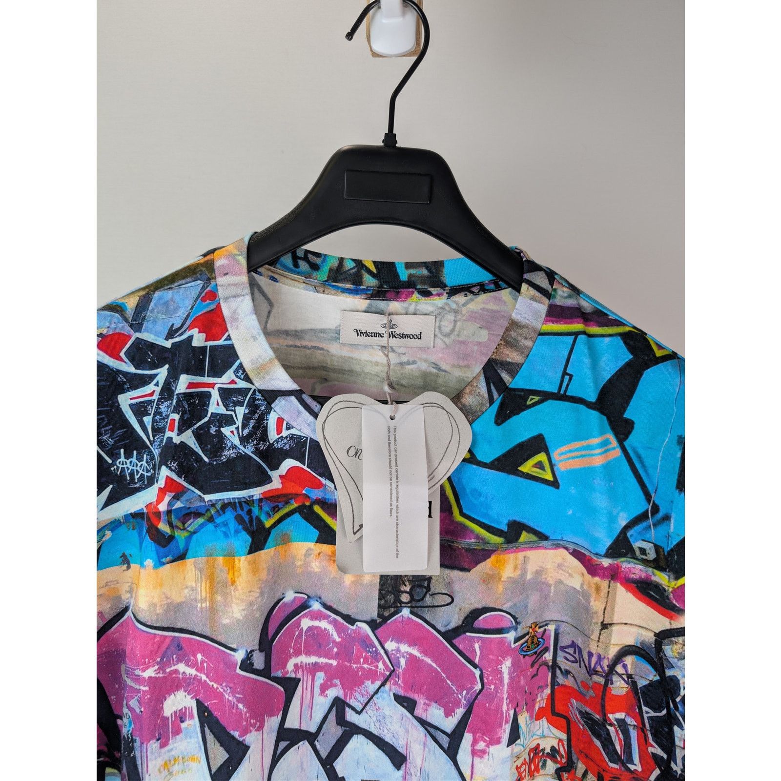 Vivienne Westwood o1rshd1 Classic Graffiti Print T-Shirt in Multiolor Size US XXL / EU 58 / 5 - 7 Thumbnail