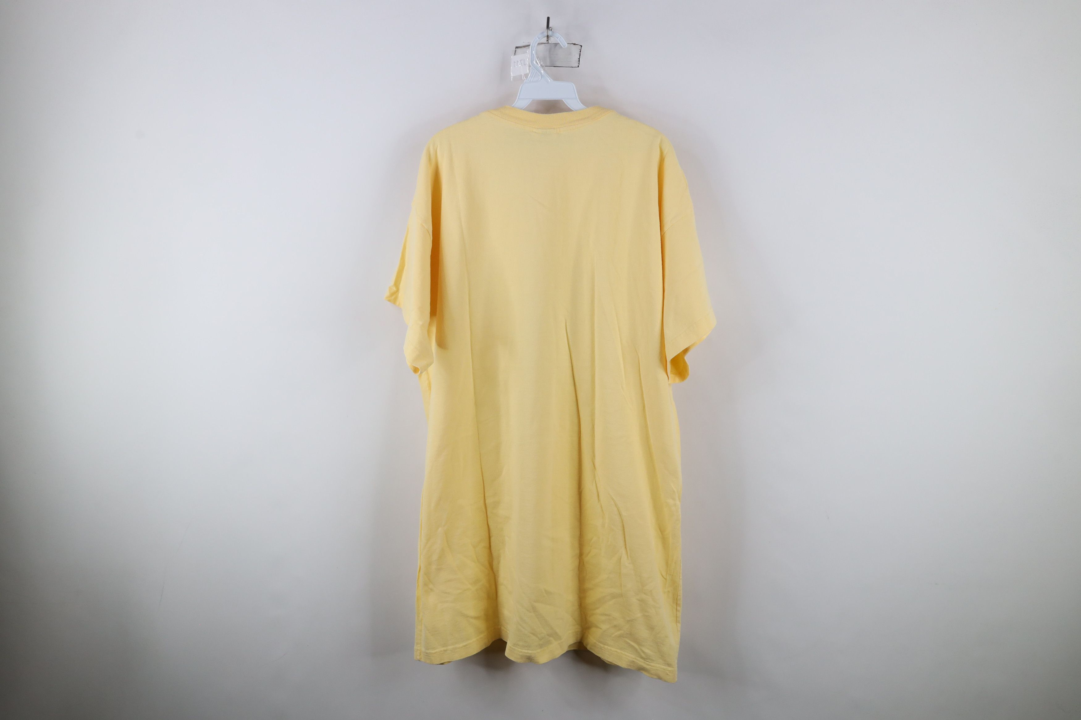 Vintage Vintage 90s Dame University I Need A Hug Sleep T-Shirt USA Size ONE SIZE - 10 Thumbnail