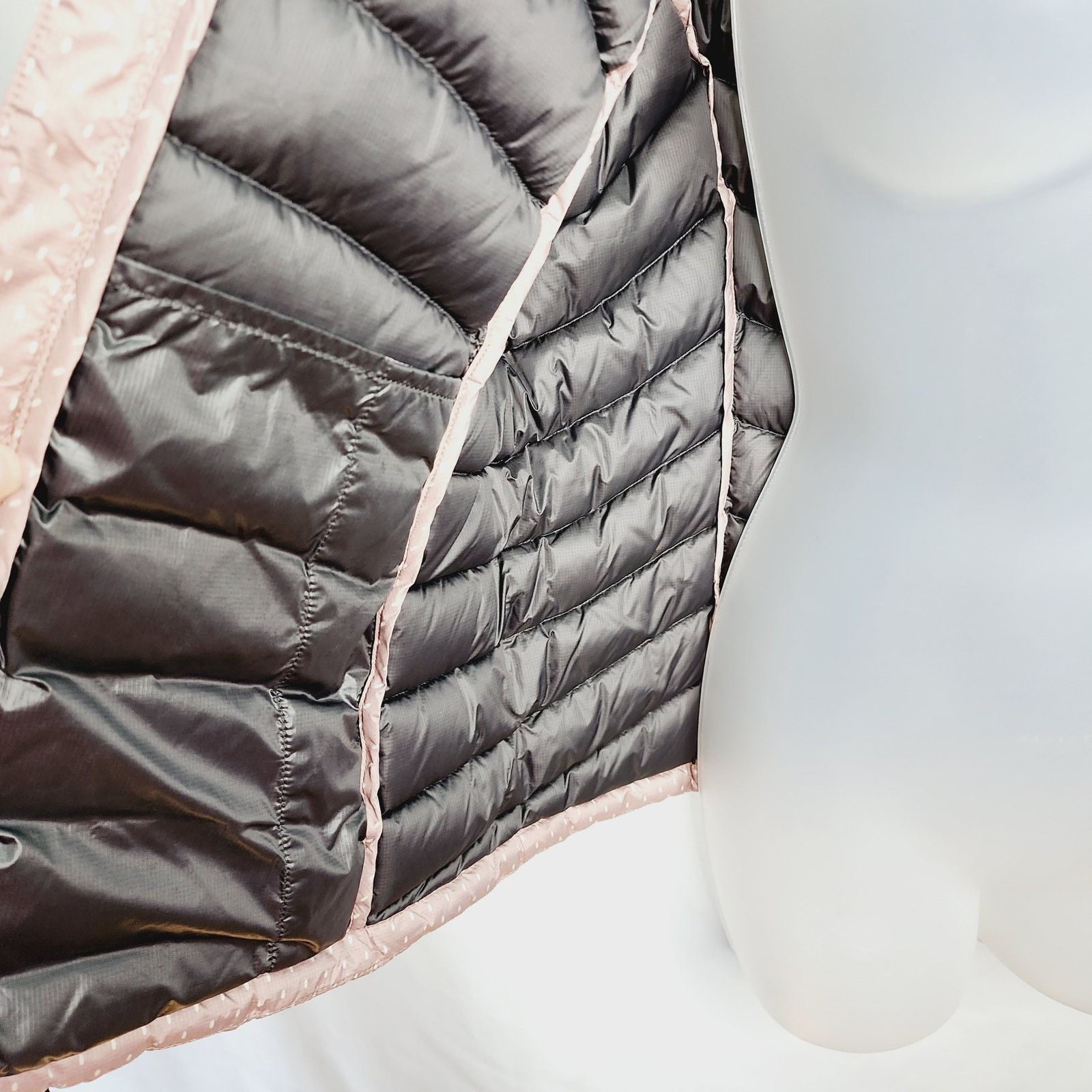 Prana Prana Lyra Womens Mauve A lots Dots Down Puffer Winter Vest Size L / US 10 / IT 46 - 3 Thumbnail