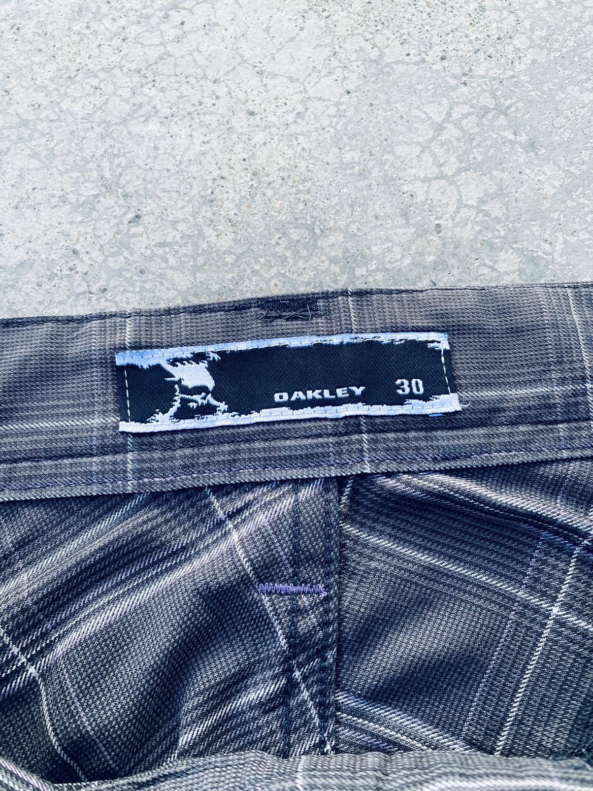 Oakley Vintage Oakley Plaid Cargo Pants Distressed Size 30" / US 8 / IT 44 - 8 Thumbnail