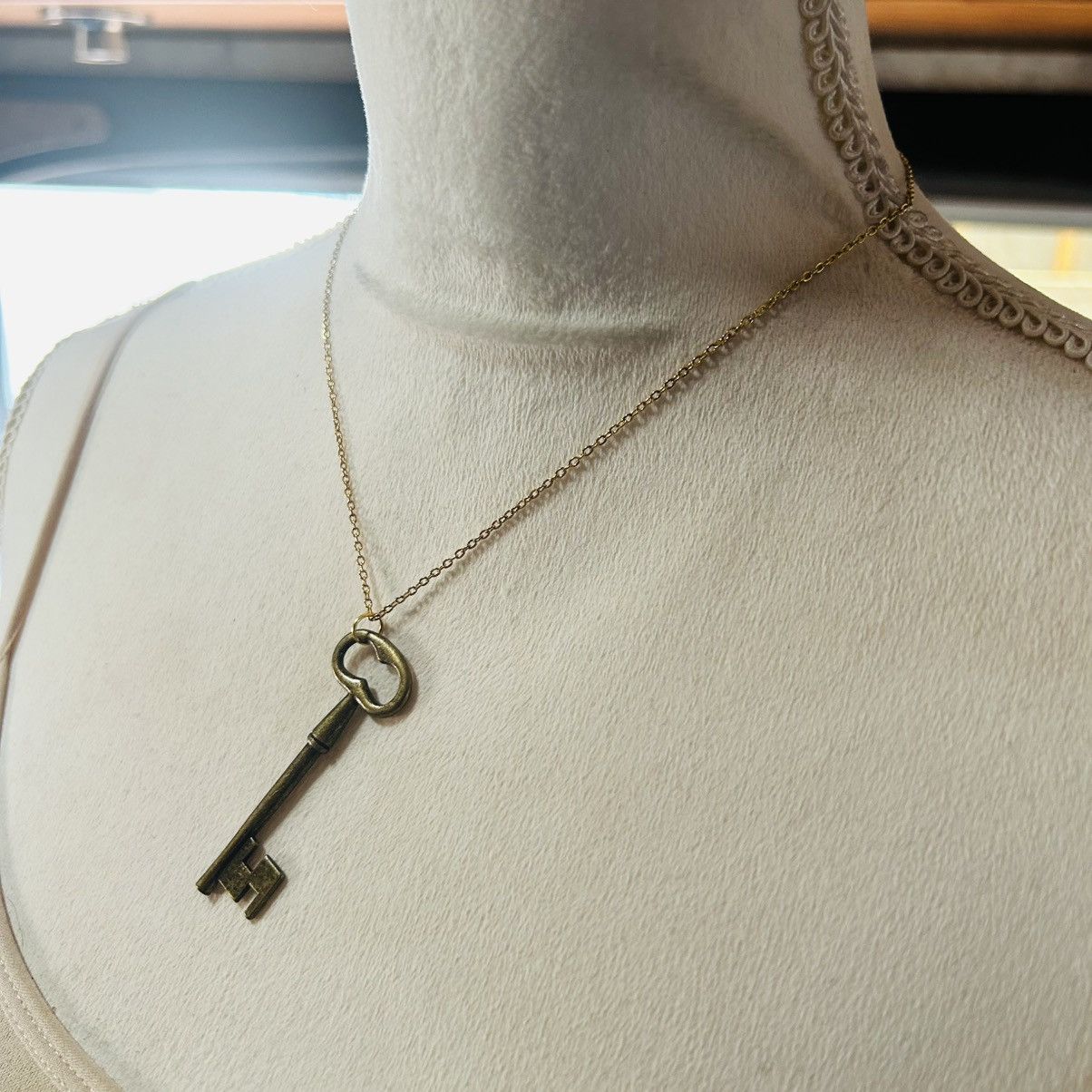 Handmade Handcrafted vintage brass skeleton key pendant necklace Size ONE SIZE - 3 Thumbnail