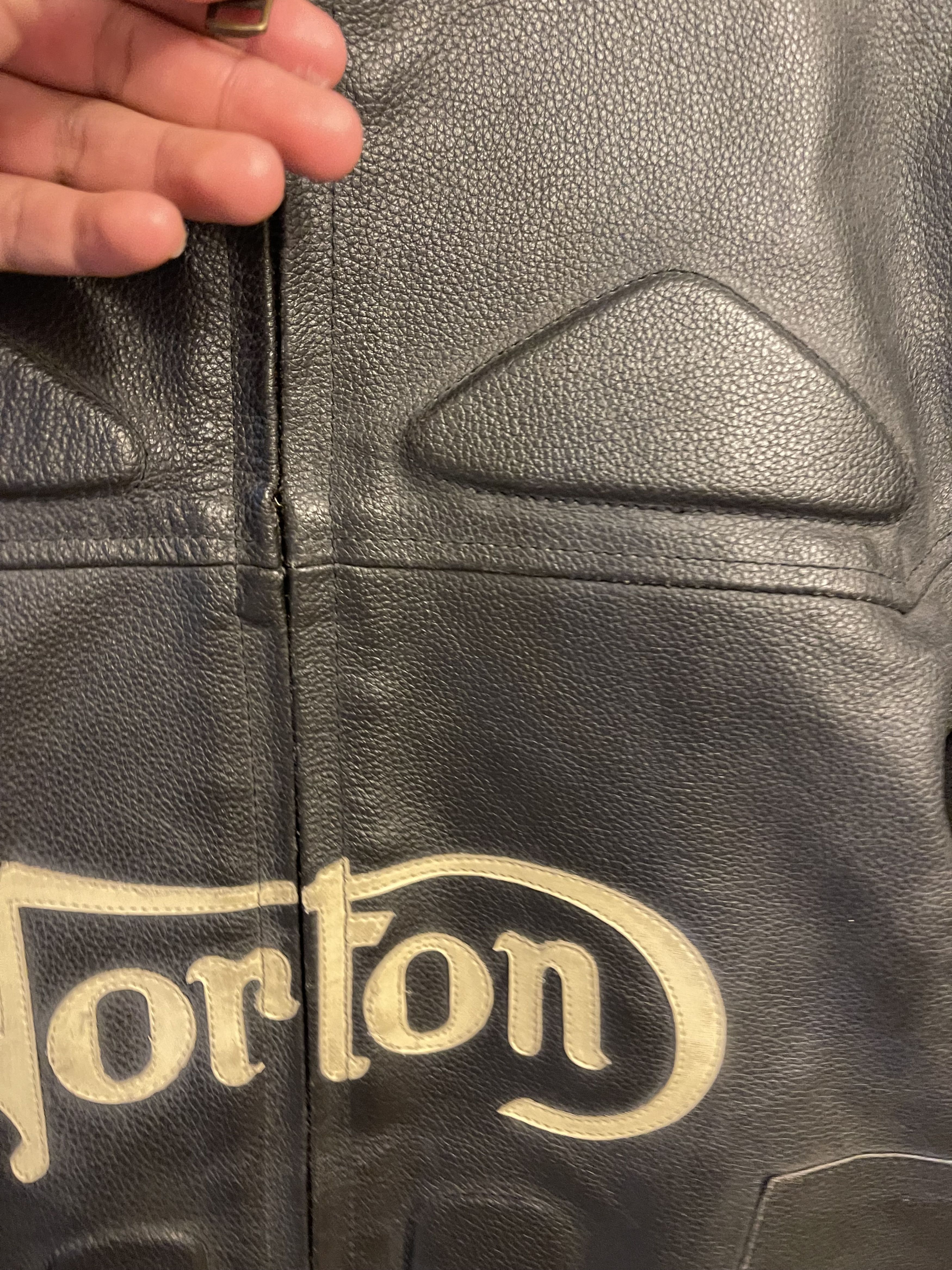 Norton Vintage Norton Cowhide Motorcycle Leather Jacket Size US L / EU 52-54 / 3 - 5 Thumbnail