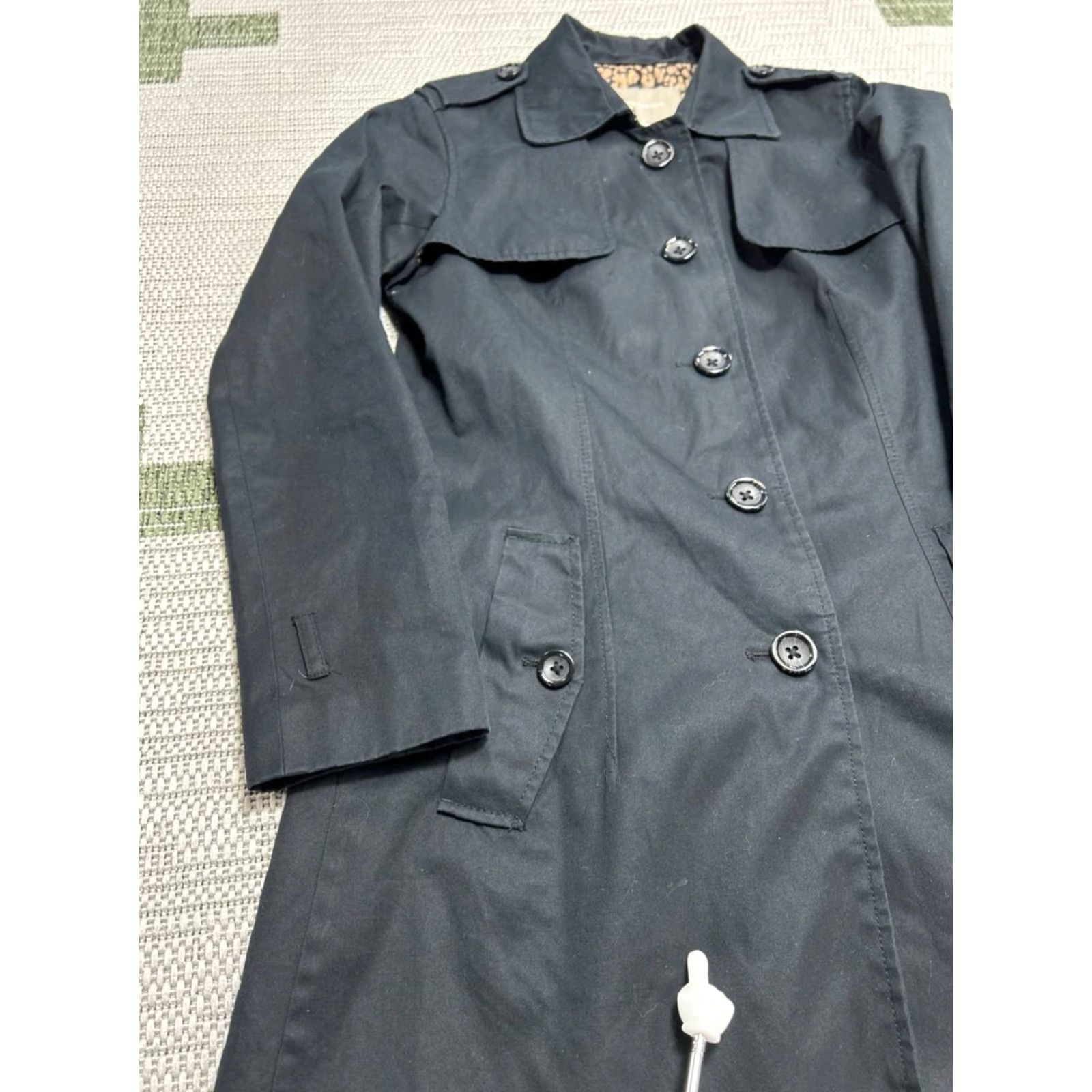 Banana Republic VINTAGE Banana Republic Trench Coat Womens Small Black Cotton Leopard Lined Back Vent Size S / US 4 / IT 40 - 4 Thumbnail