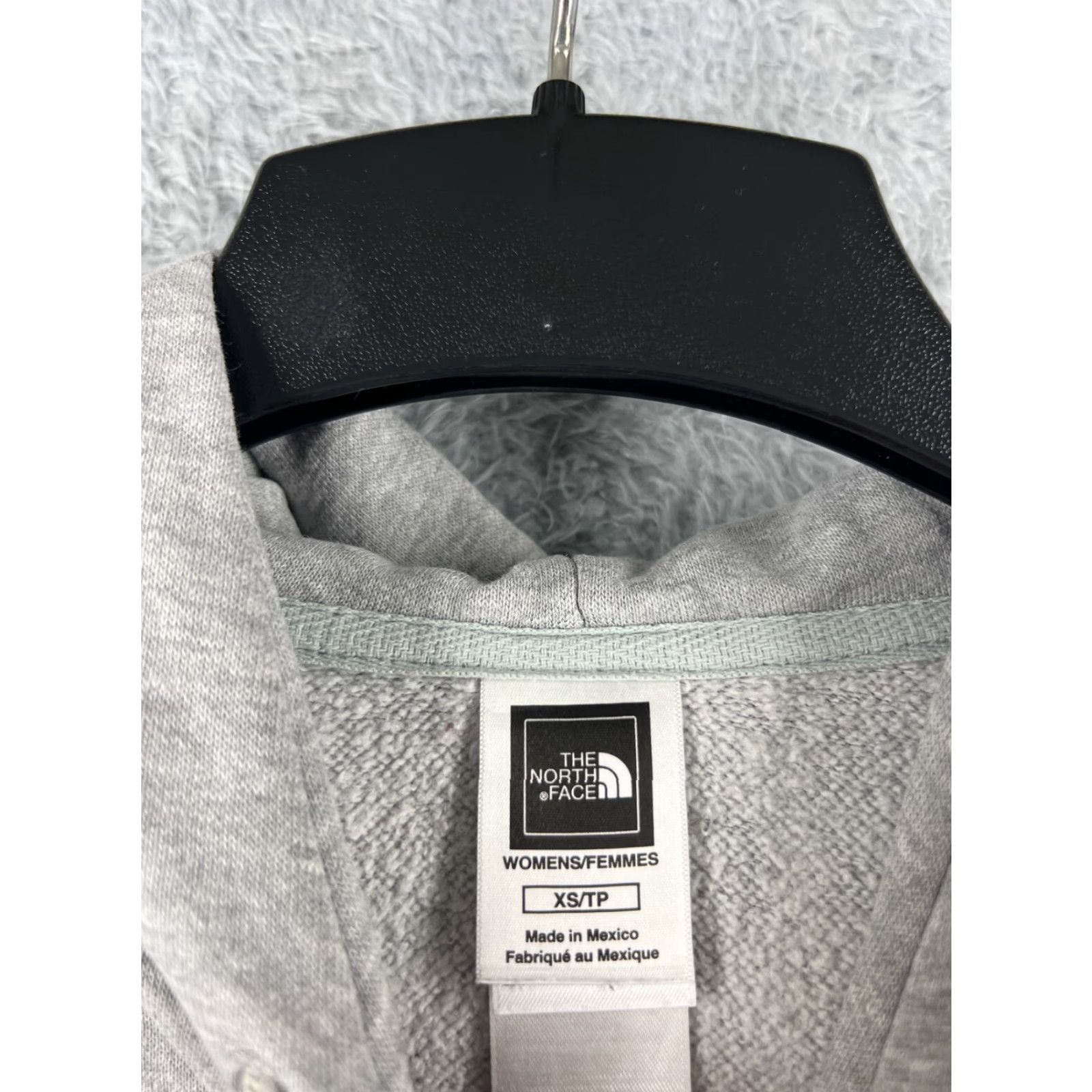 The North Face The North Face Hoodie Womens XS Gray Pullover with Pockets Cotton Logo Jacket Pocket Crew Neck Activewear 90s? Size XS / US 0-2 / IT 36-38 - 7 Thumbnail