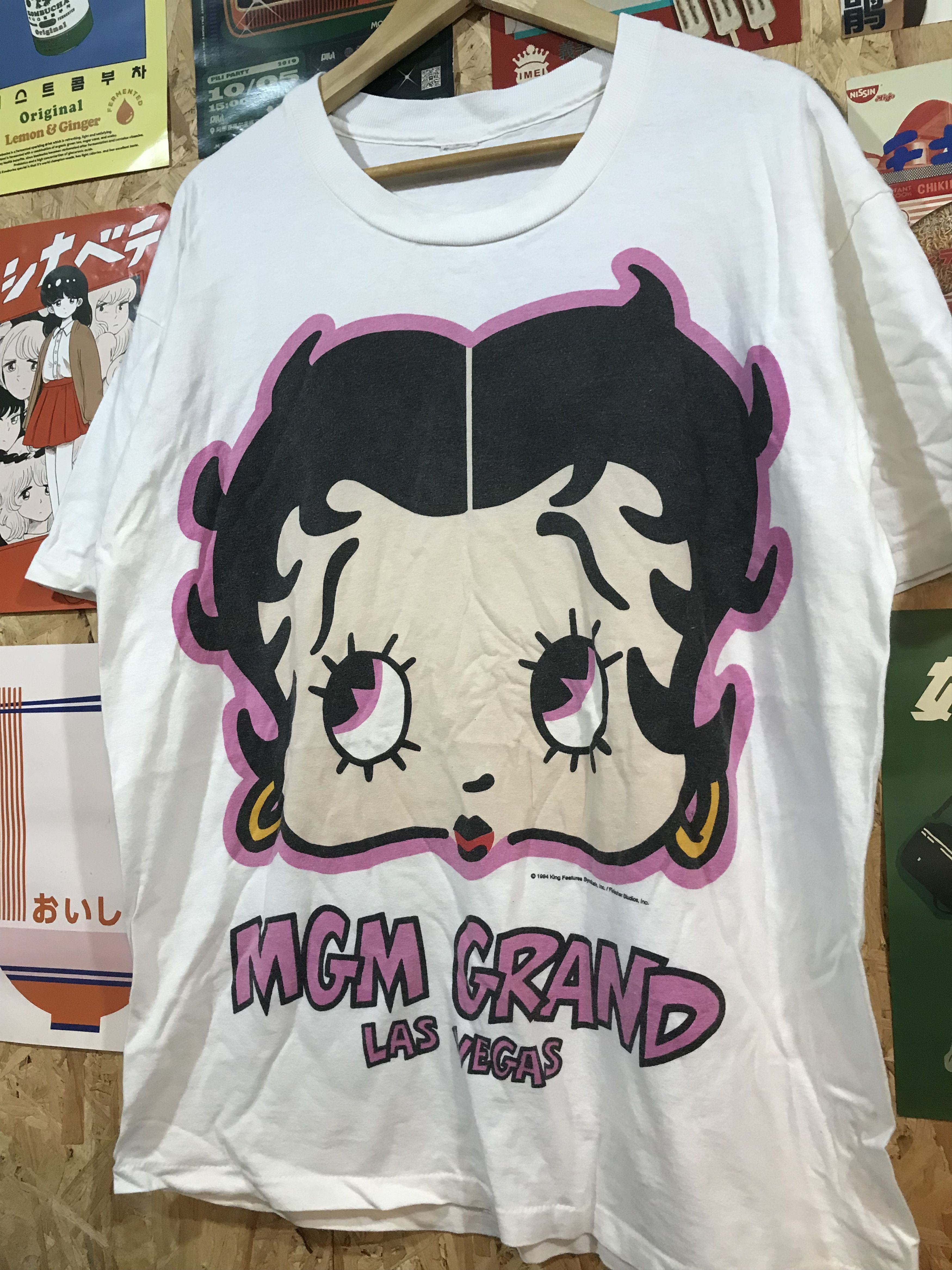 Vintage VINTAGE 90S BETTY BOOP MGM GRAND LAS VEGAS 1994 Size US XL / EU 56 / 4 - 2 Thumbnail