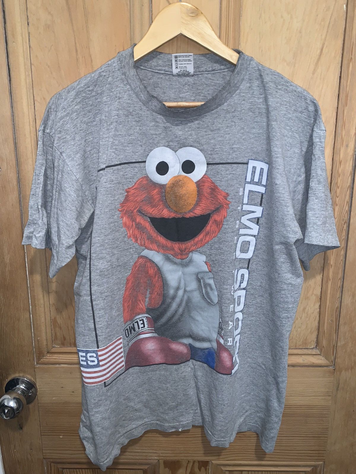 Vintage Elmo sport vintage tee shirt Size US L / EU 52-54 / 3 - 1 Thumbnail