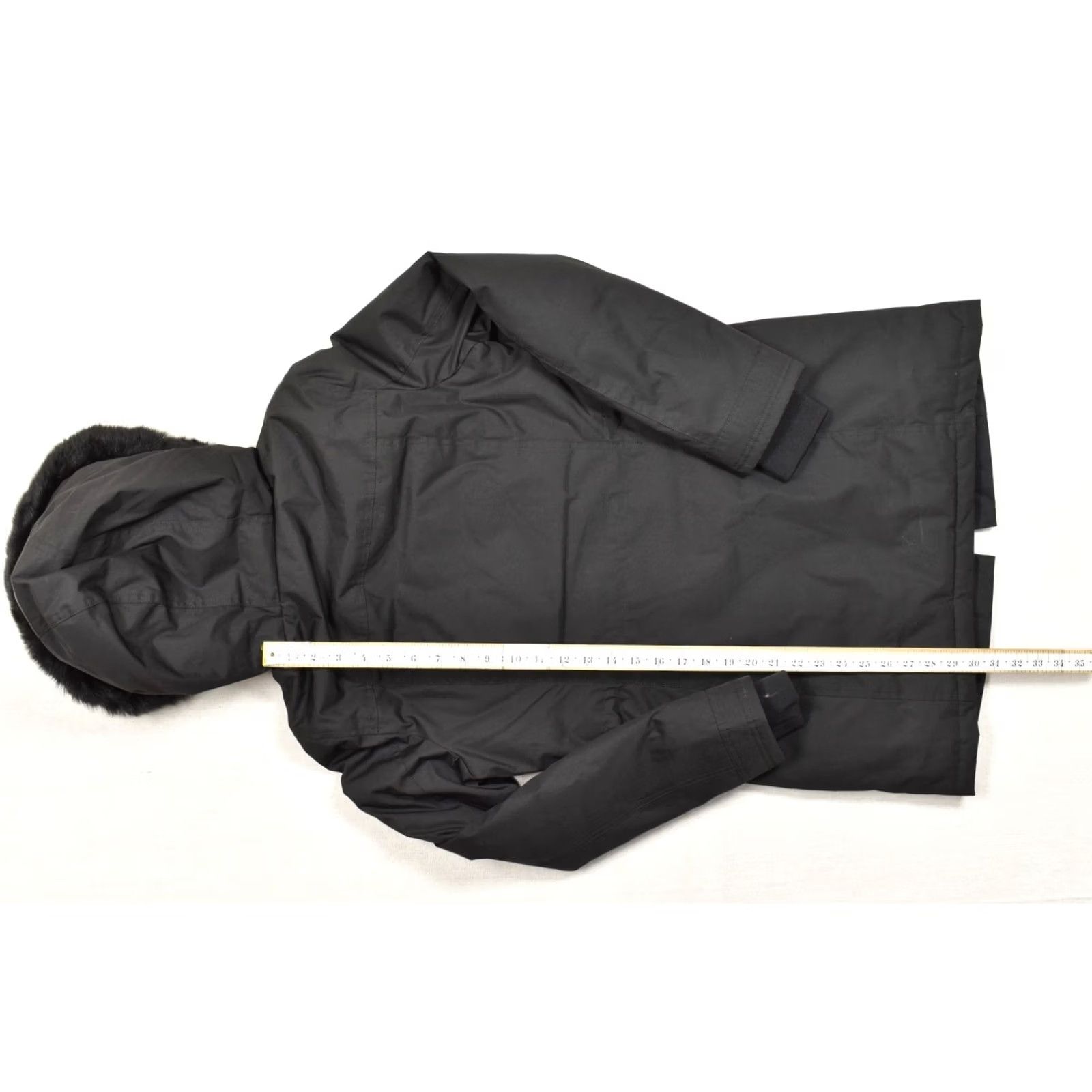 Ugg VINTAGE? No. (Skip) UGG Australia Parka Jacket Hooded Down Real Sheepskin Fur Trim Black XS Women Mid-Length Winter Coat Jacket Hoodie Zip Casual Size XS / US 0-2 / IT 36-38 - 8 Thumbnail