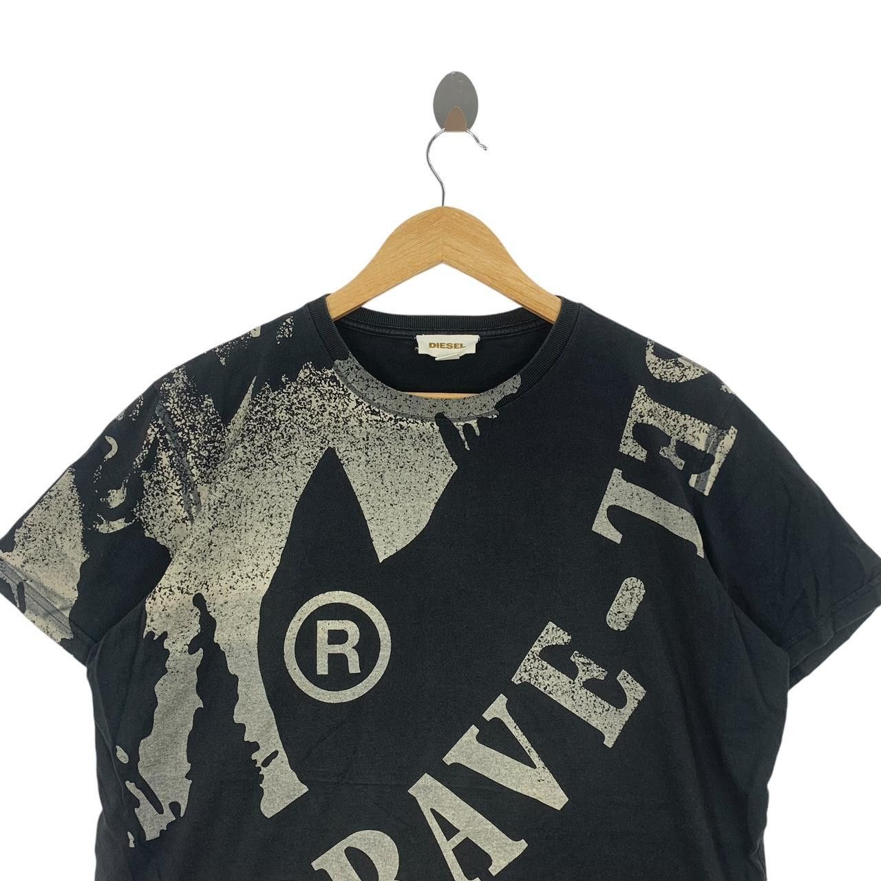 Diesel Vintage DIESEL ITALY BRAVE Over Print Tee Shirt Top AOP Size US XL / EU 56 / 4 - 2 Thumbnail