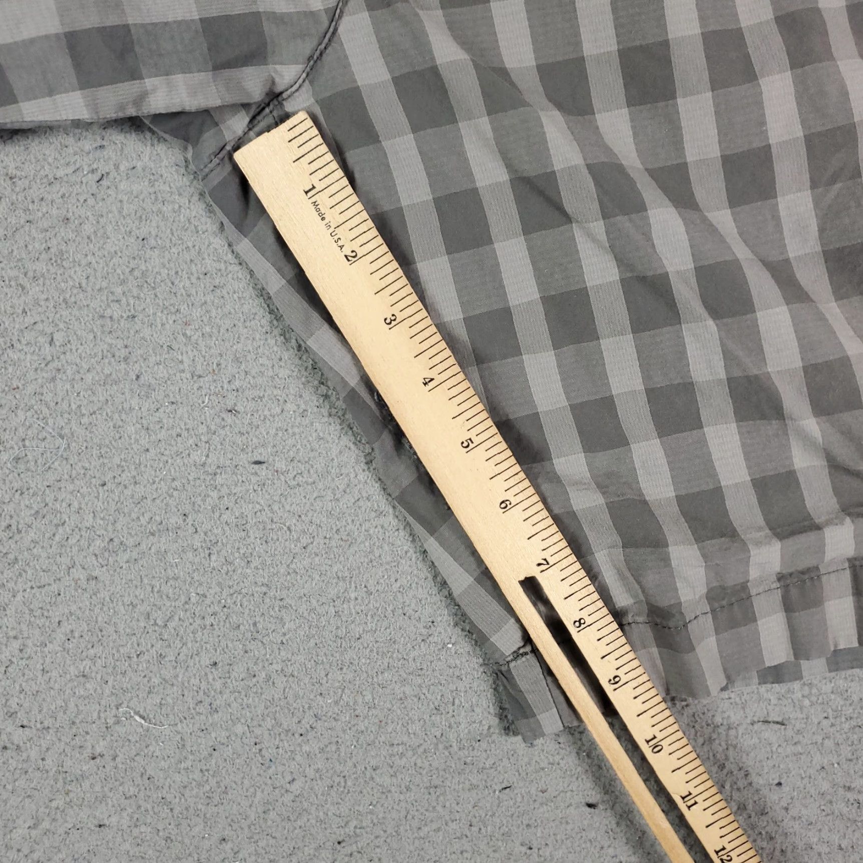 Tommy Hilfiger VINTAGE Tommy Hilfiger Shorts Mens Size 38 Flat Front Chinos Gray Plaid Casual Size US 38 / EU 54 - 6 Thumbnail