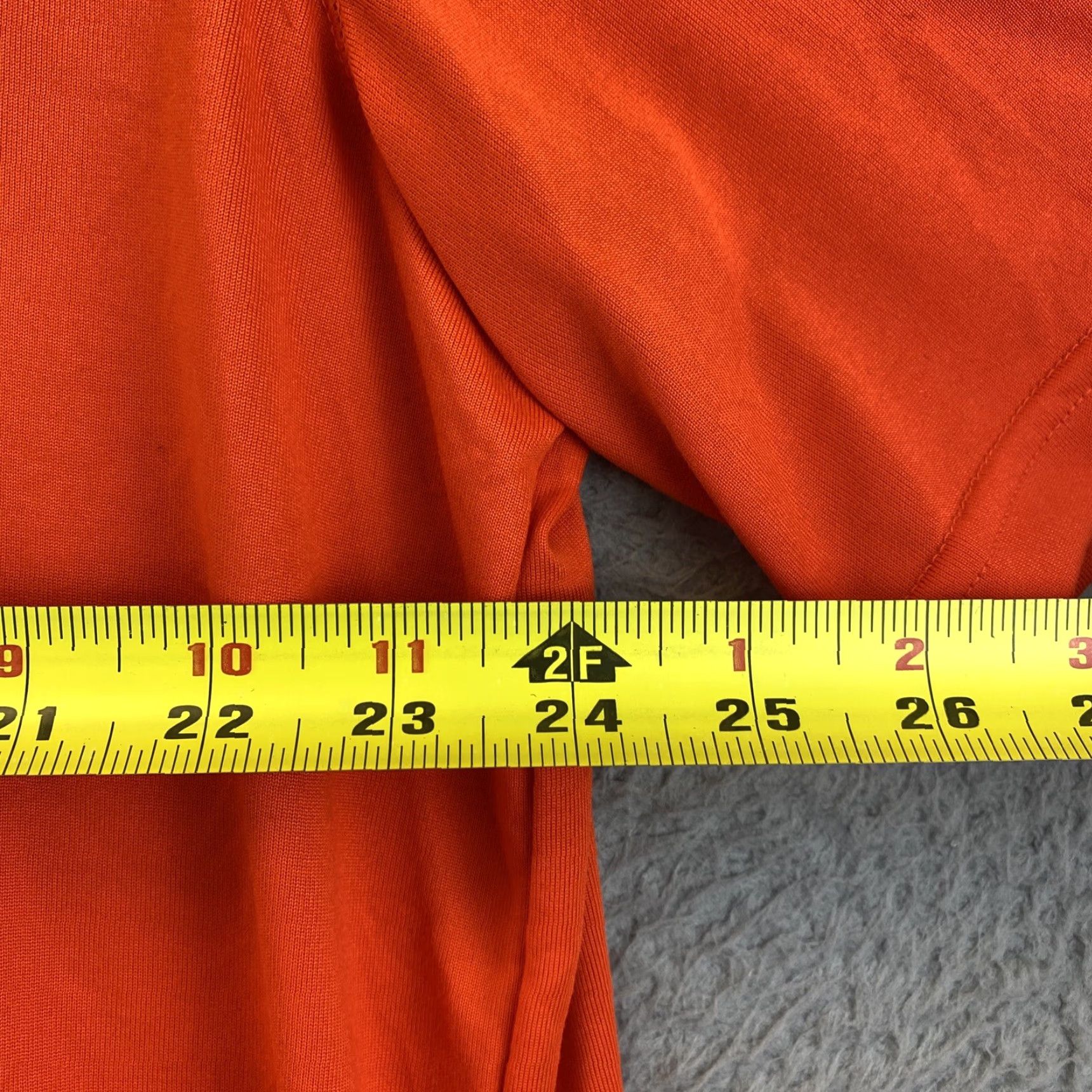 Under Armour Under Armour Men’s XL T Shirt Athletic Orange 91-17 Logo Short Sleeve Crew Neck Vintage No Size US XL / EU 56 / 4 - 5 Thumbnail